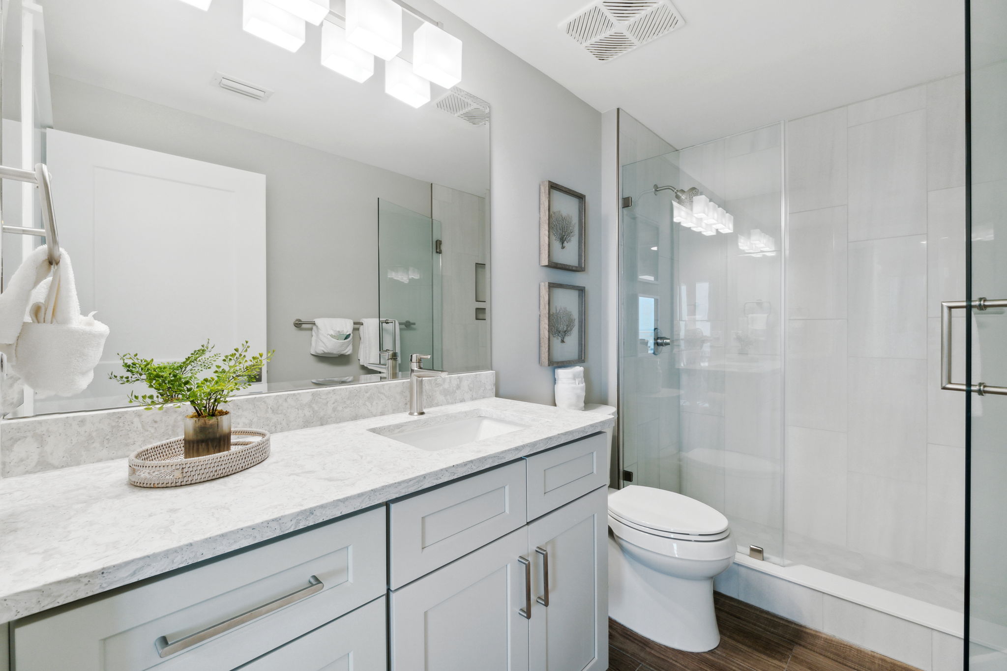 Aqua 1102 | Photo 24