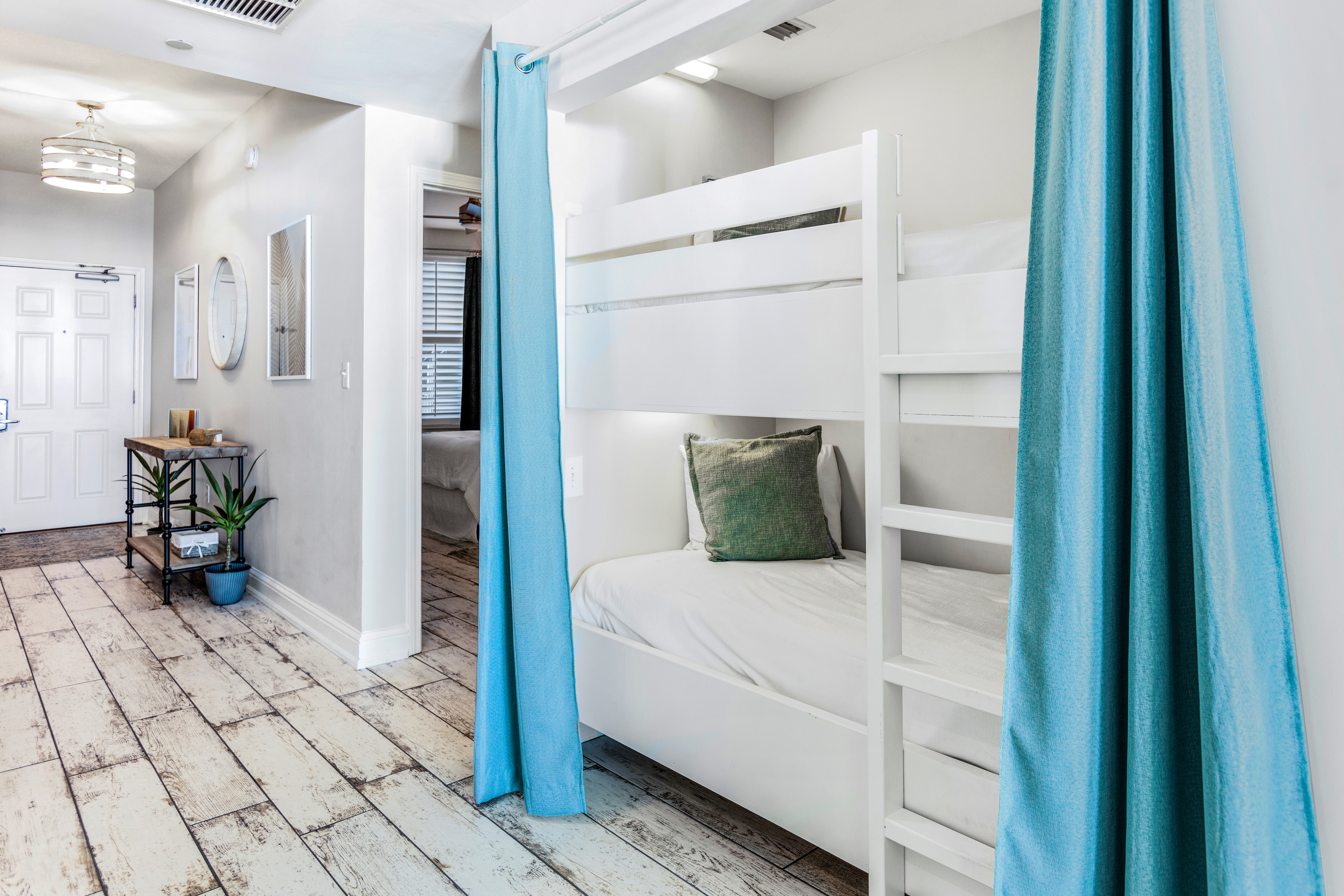 Aqua 1404 | Photo 33