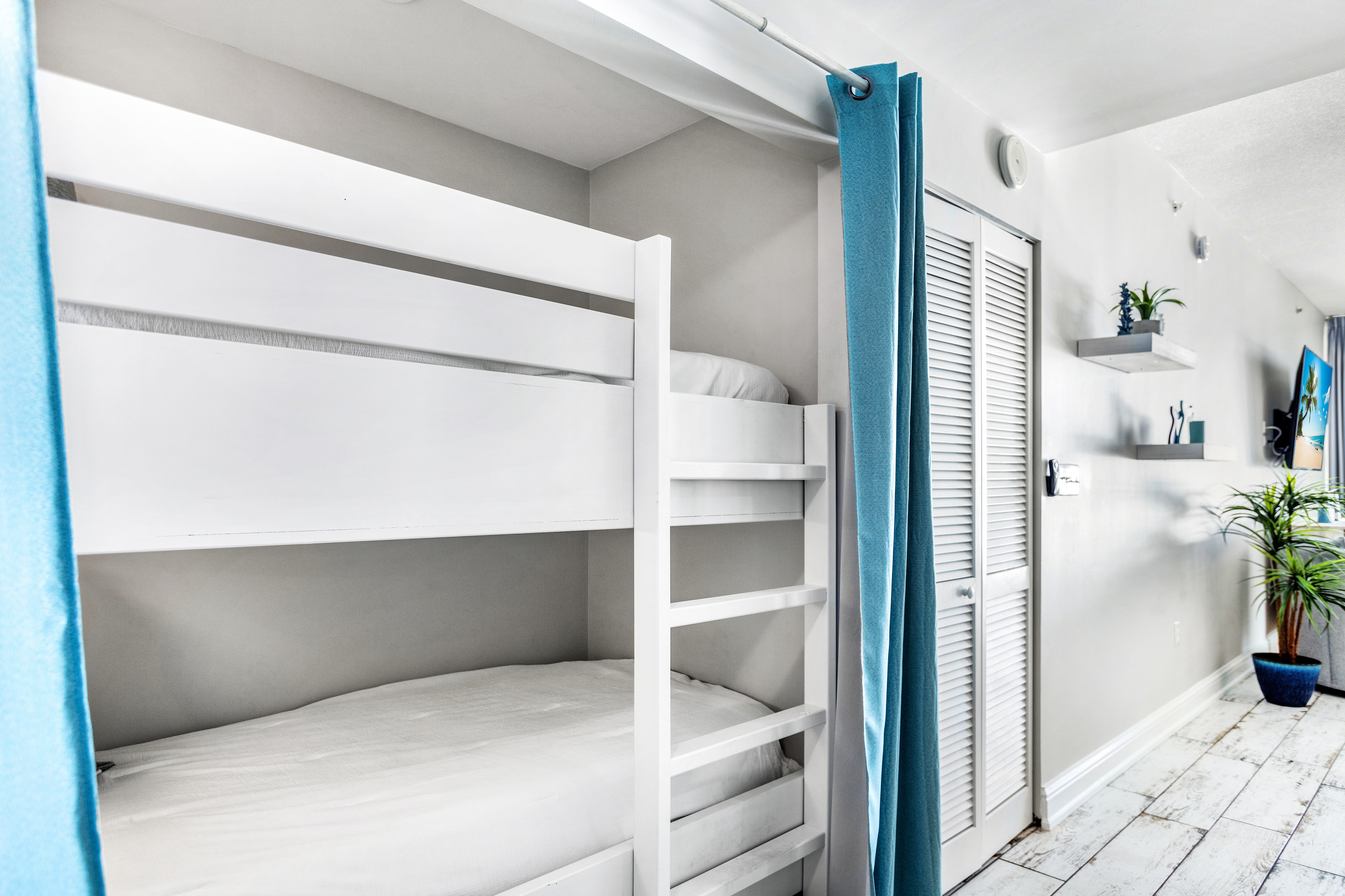 Aqua 1404 | Photo 32