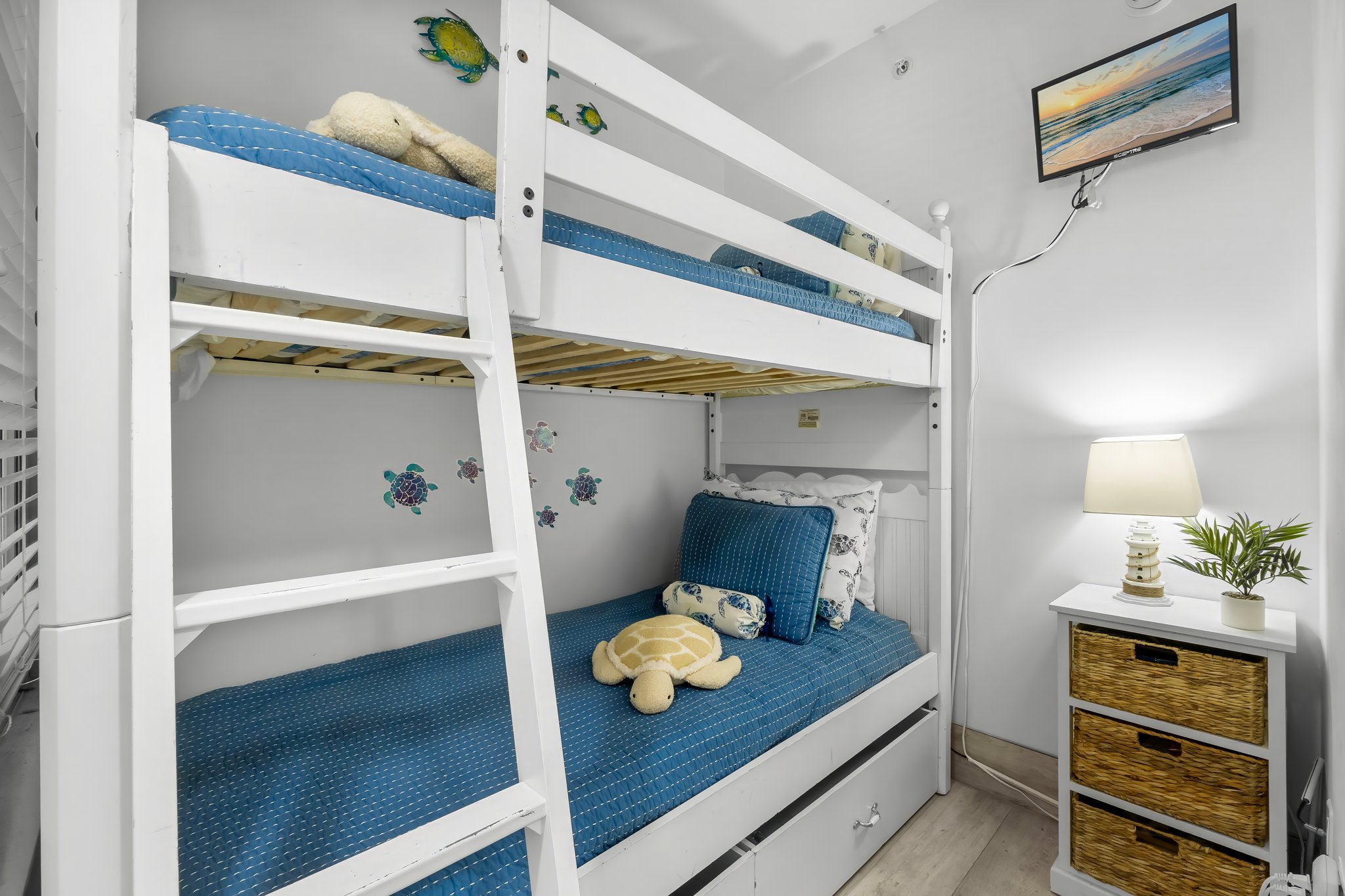 Aqua 1610 | Photo 24