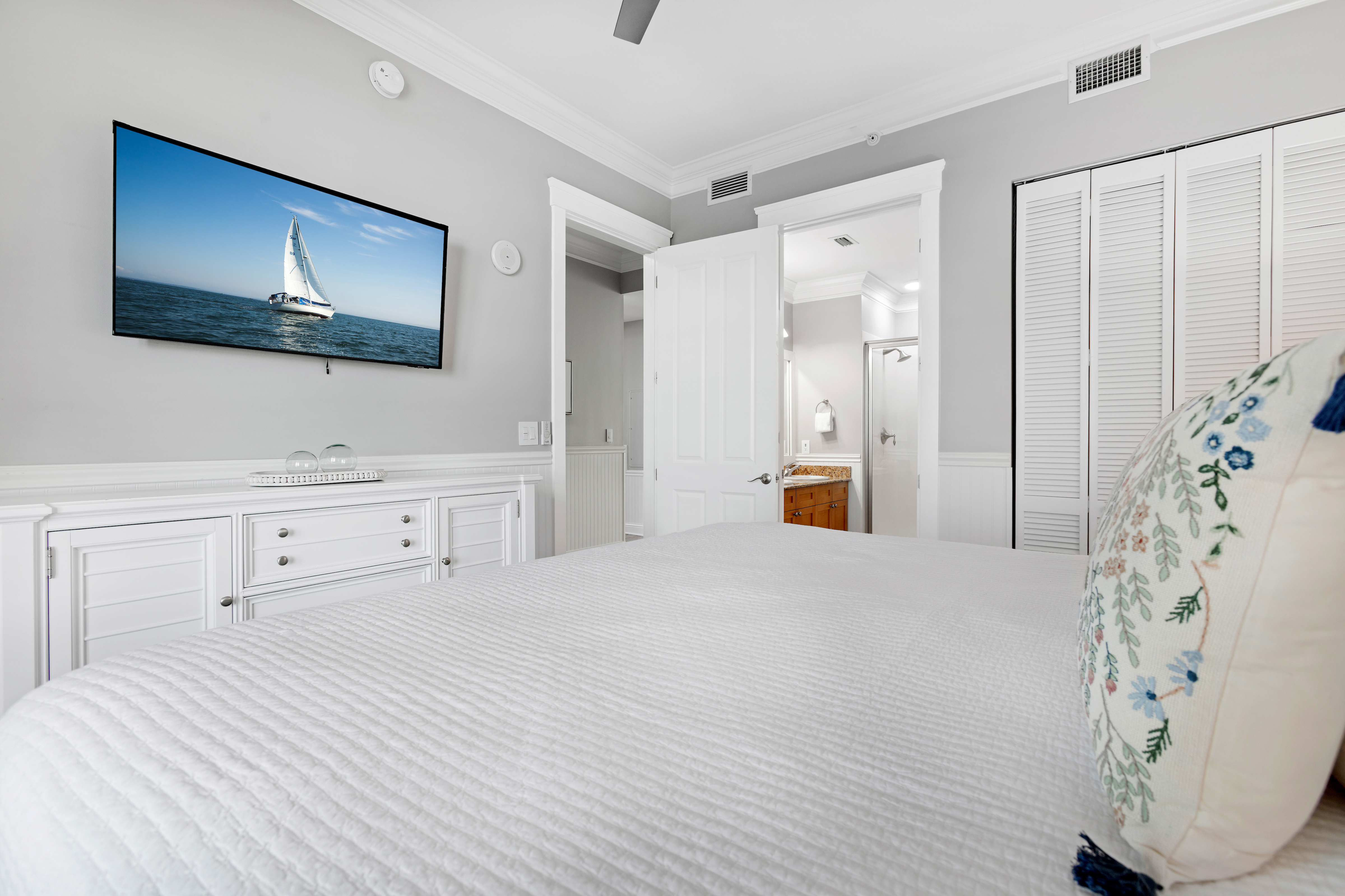 Aqua 2204 | Photo 14