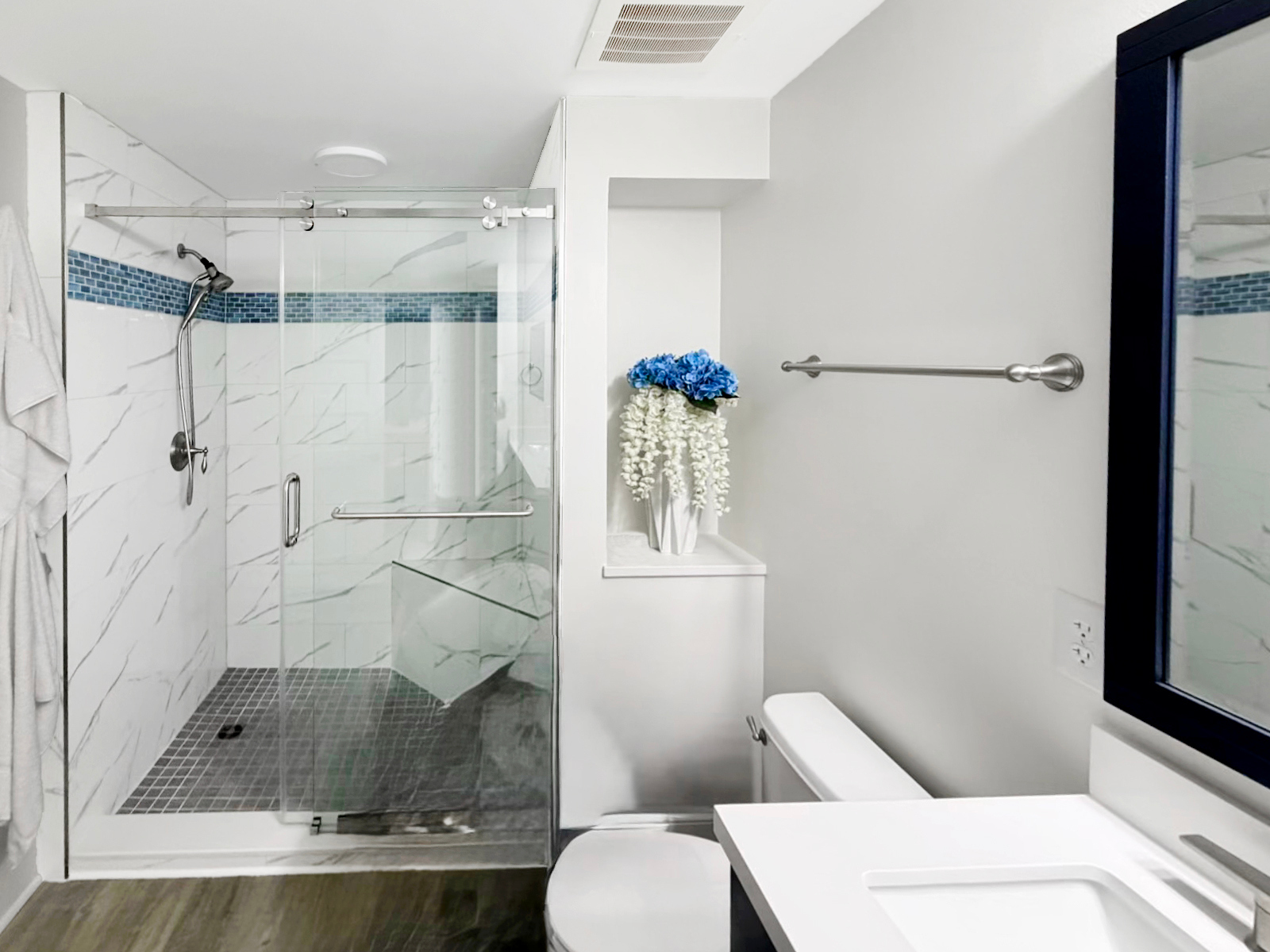 Aqua 1008 | Photo 11