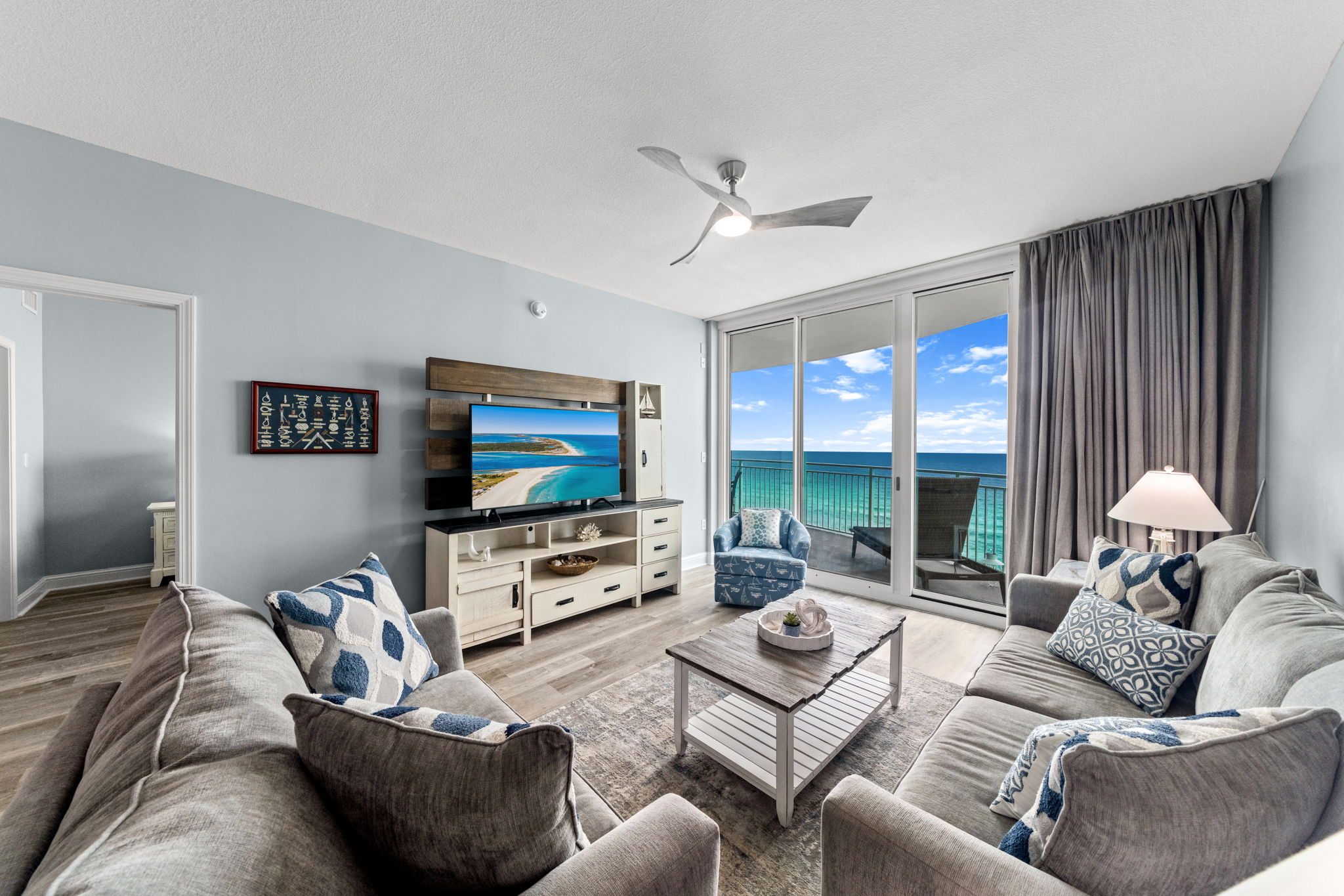 Featured Property Aqua 1008