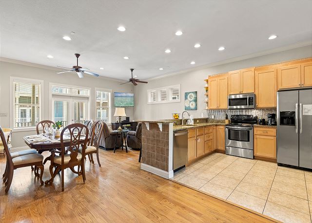 6230 Thomas Dr | Serenity by the Sea 2