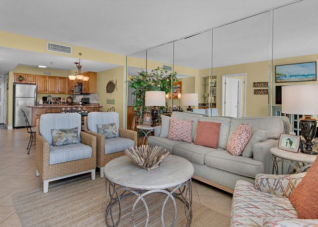 BeachCrest 806 3