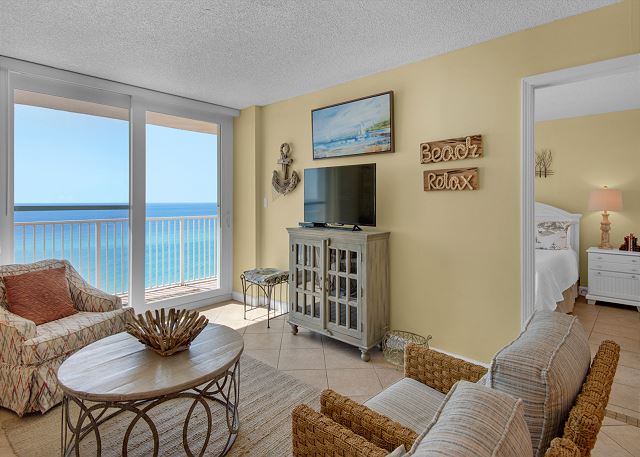 BeachCrest 806 5