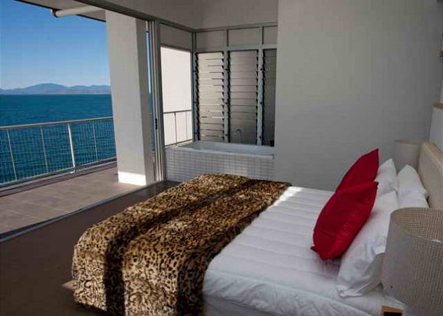 1 Bright Point Penthouse 5503