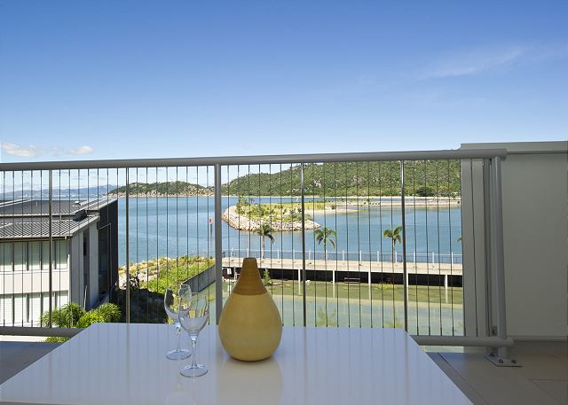 1 Bright Point Apartment 1402
