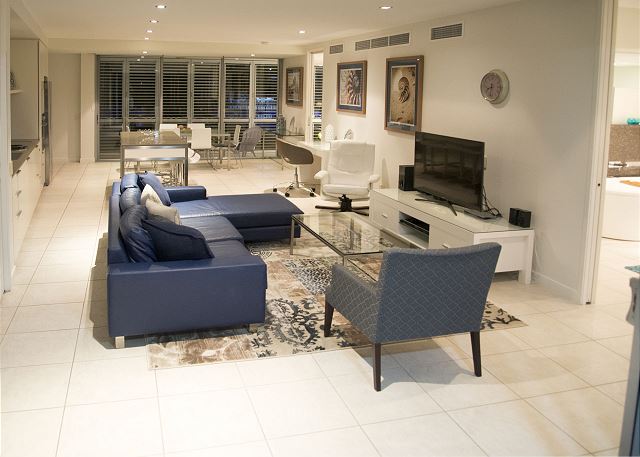 Blue on Blue Apartment 1014