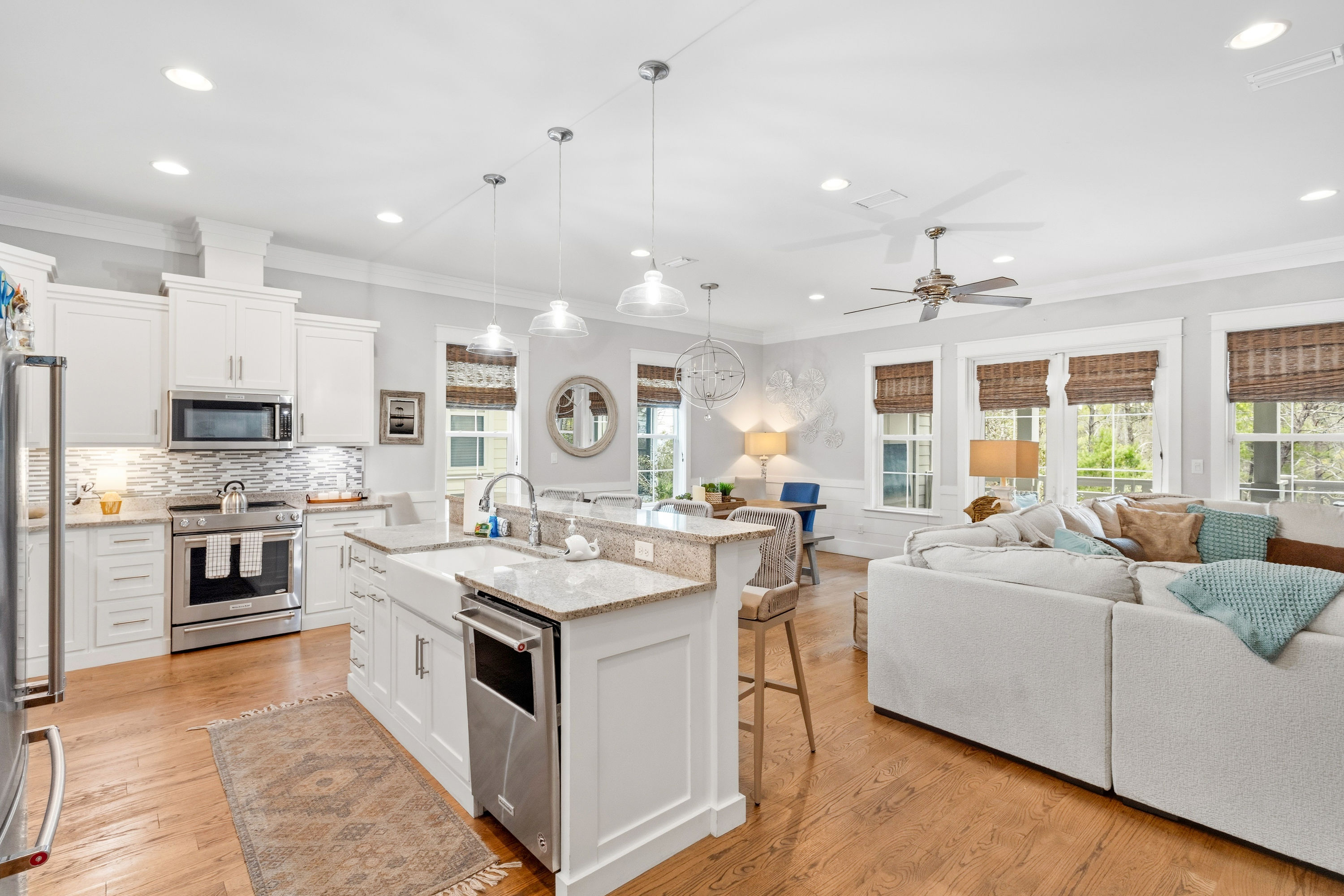 No Shady Beaches | Photo 26