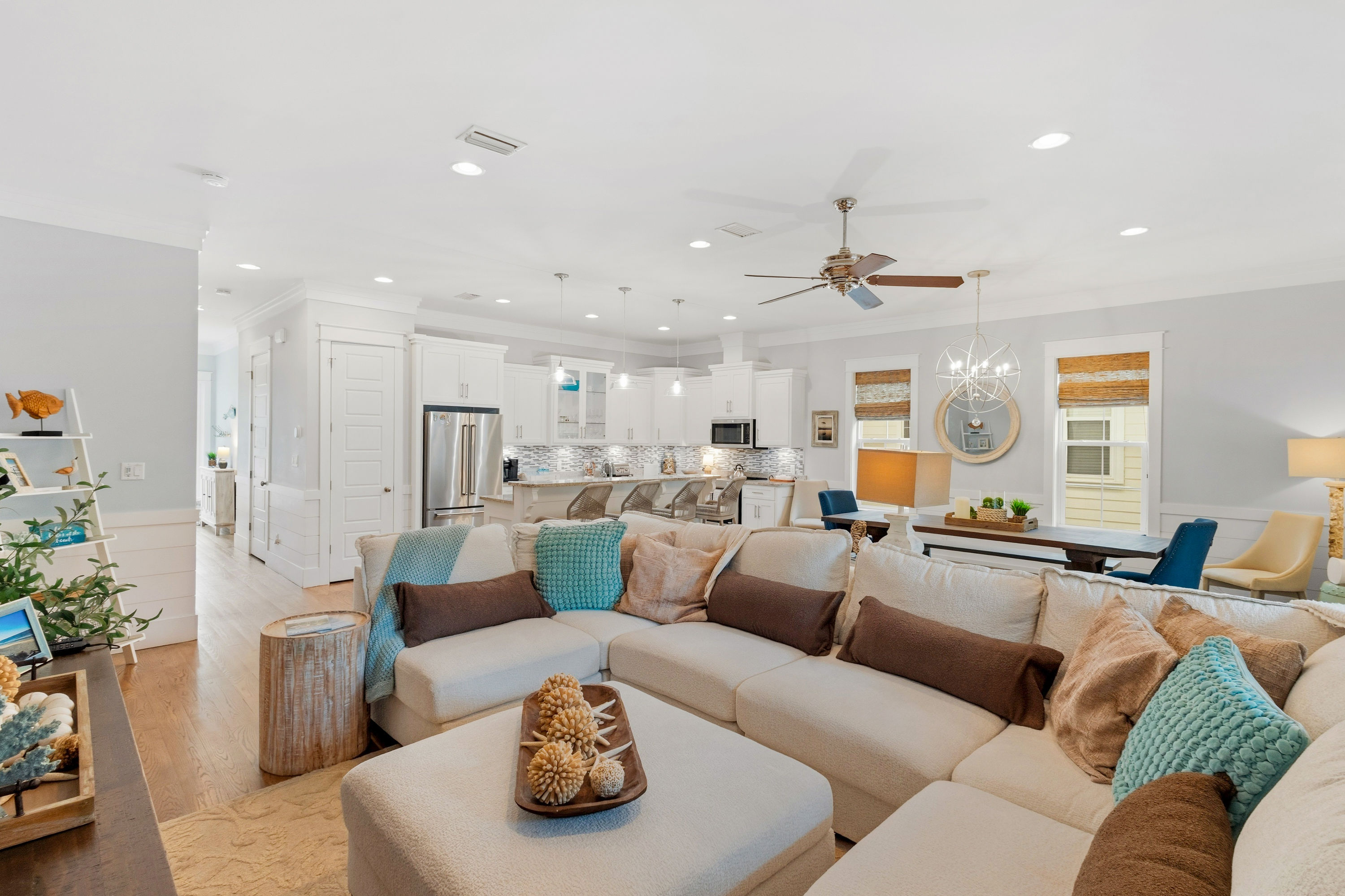 No Shady Beaches | Photo 24