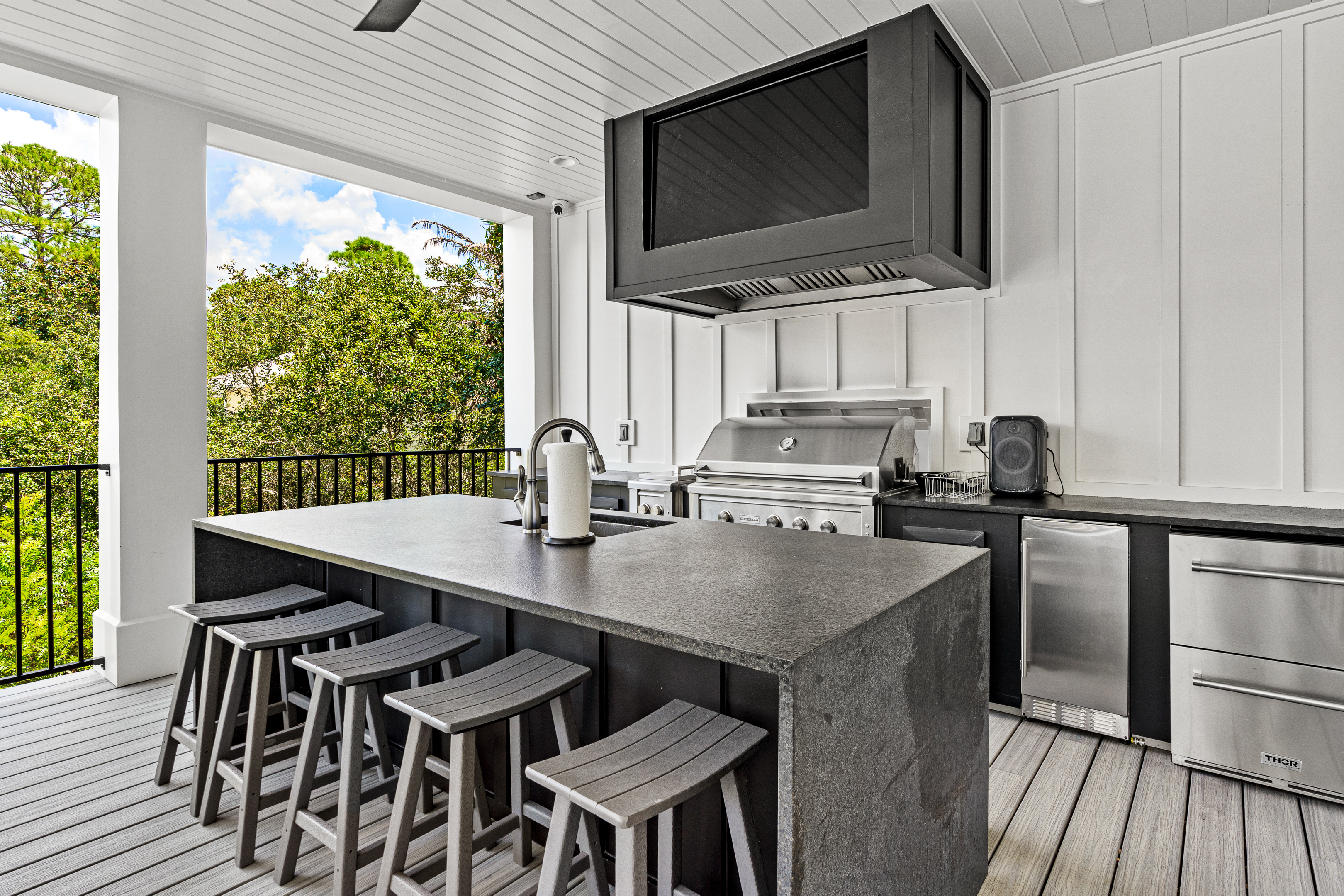 All Decked Out Seagrove | Photo 92