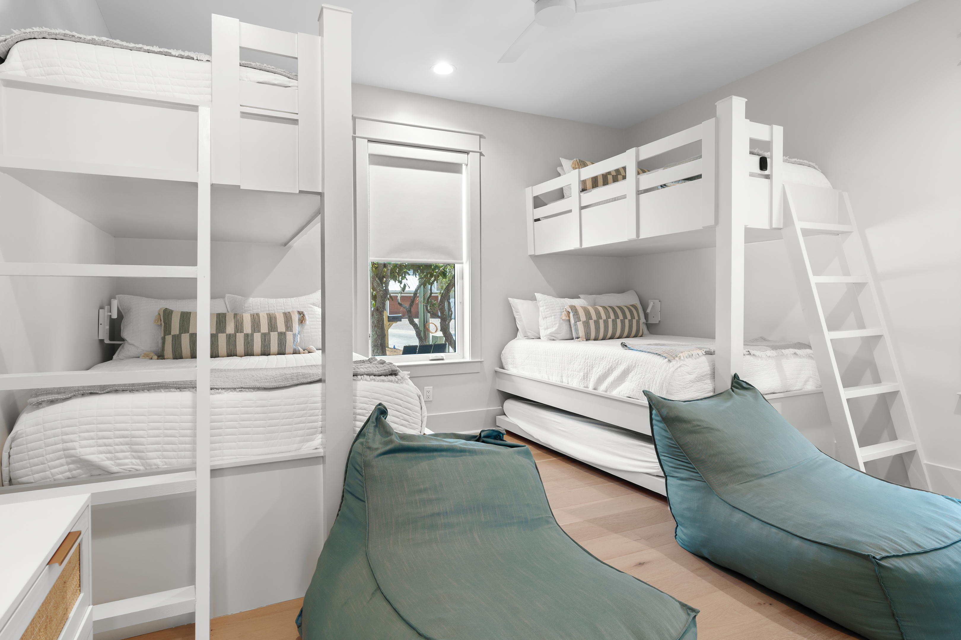 All Decked Out Seagrove | Photo 35