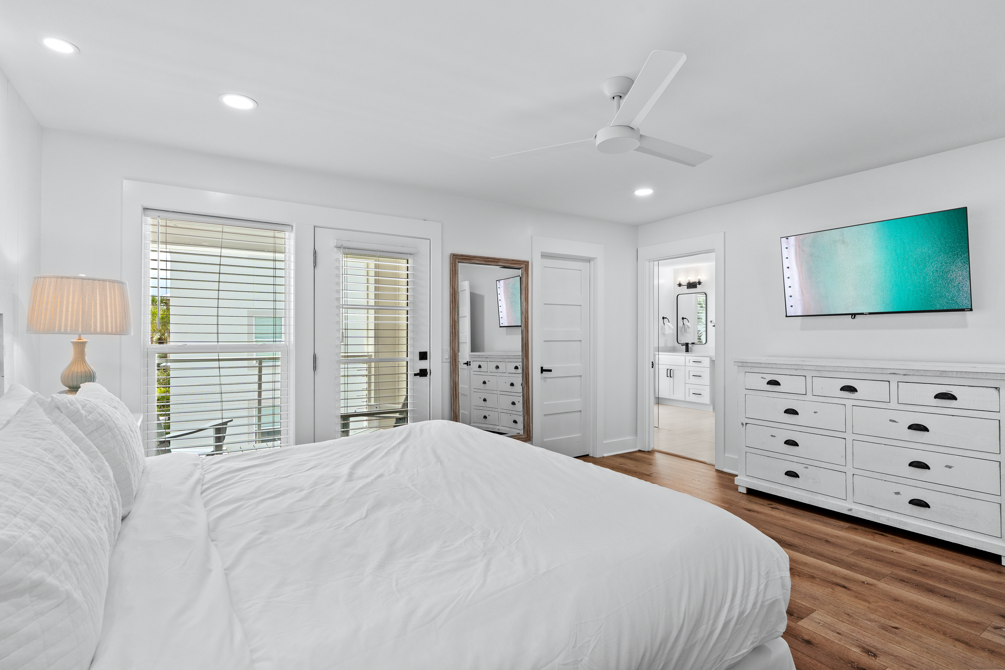 Beach Music | Photo 32