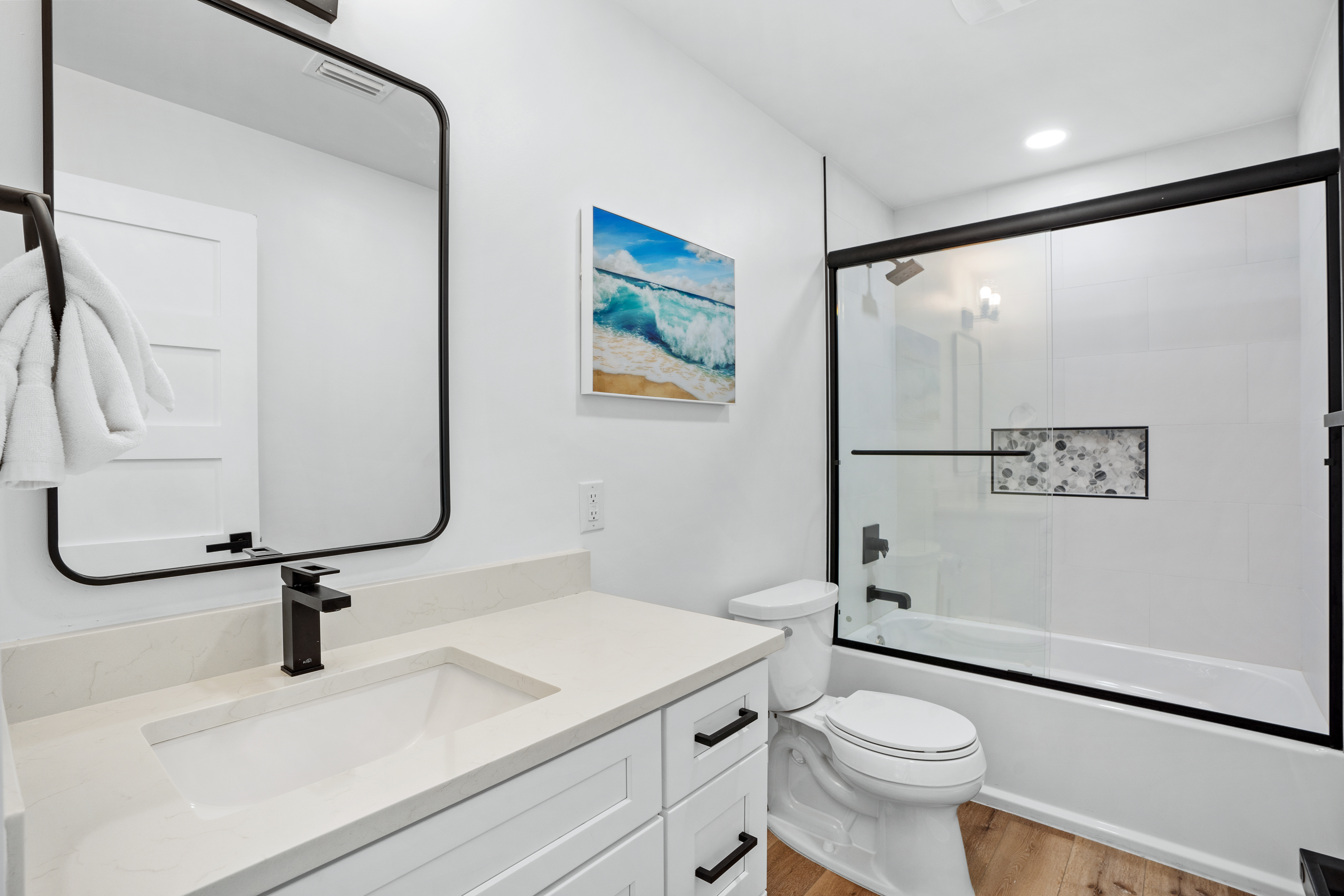 Beach Music | Photo 23