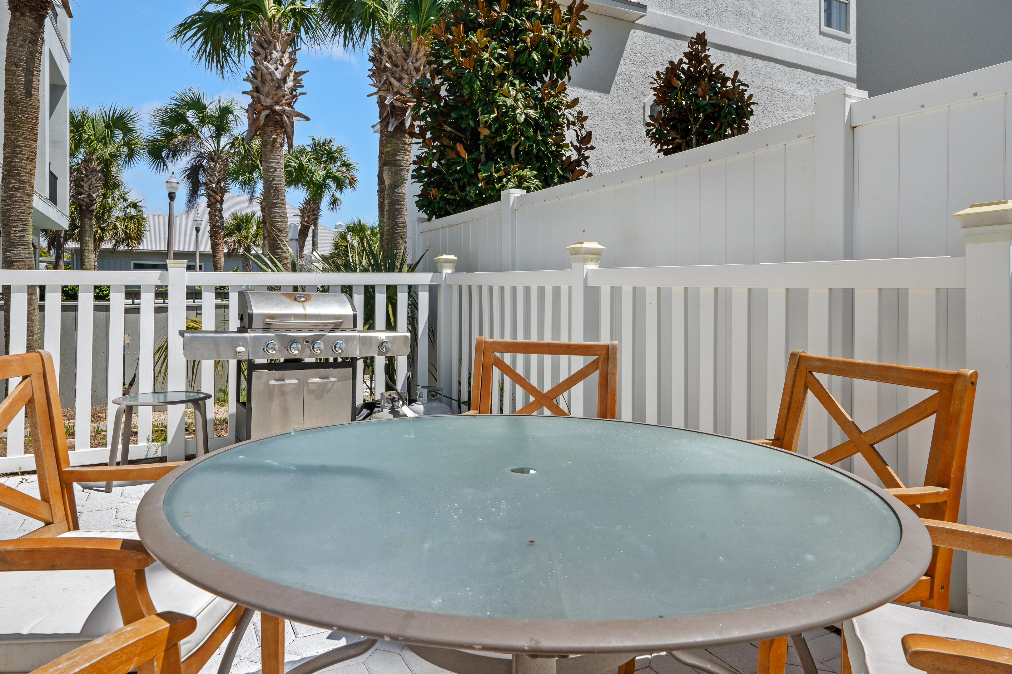 Beach Music | Photo 67