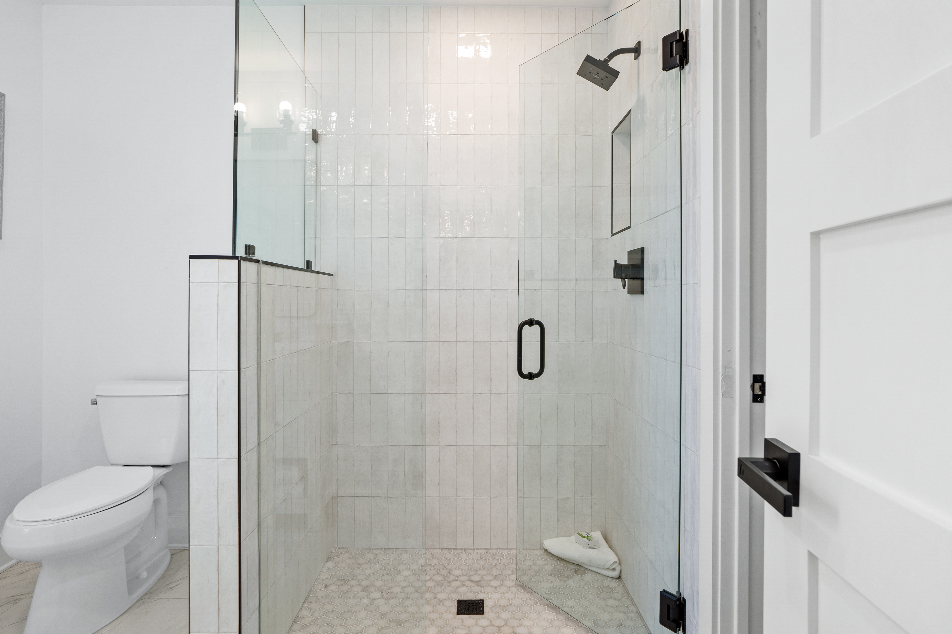 Beach Music | Photo 12