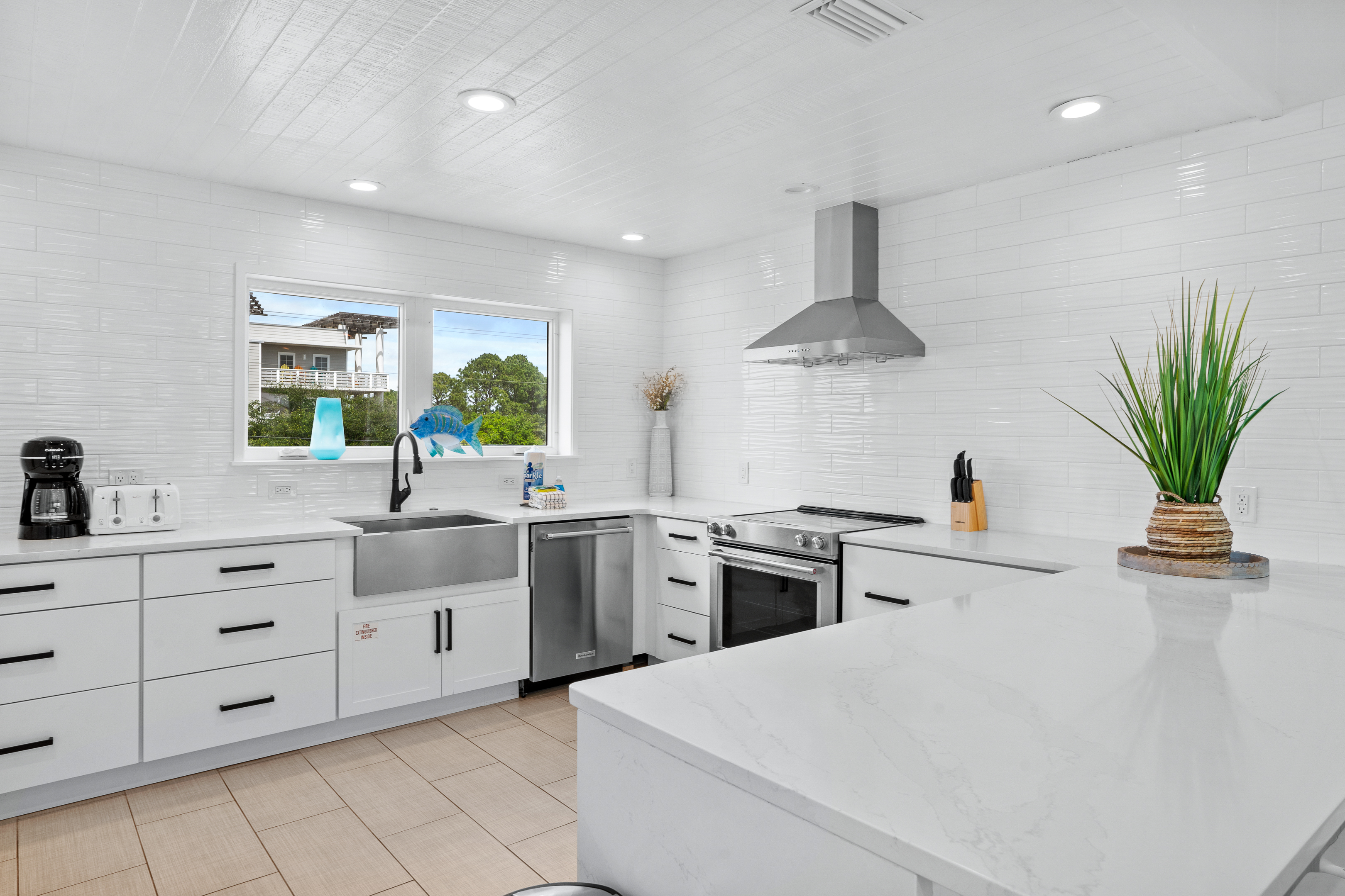 Beach Music | Photo 27