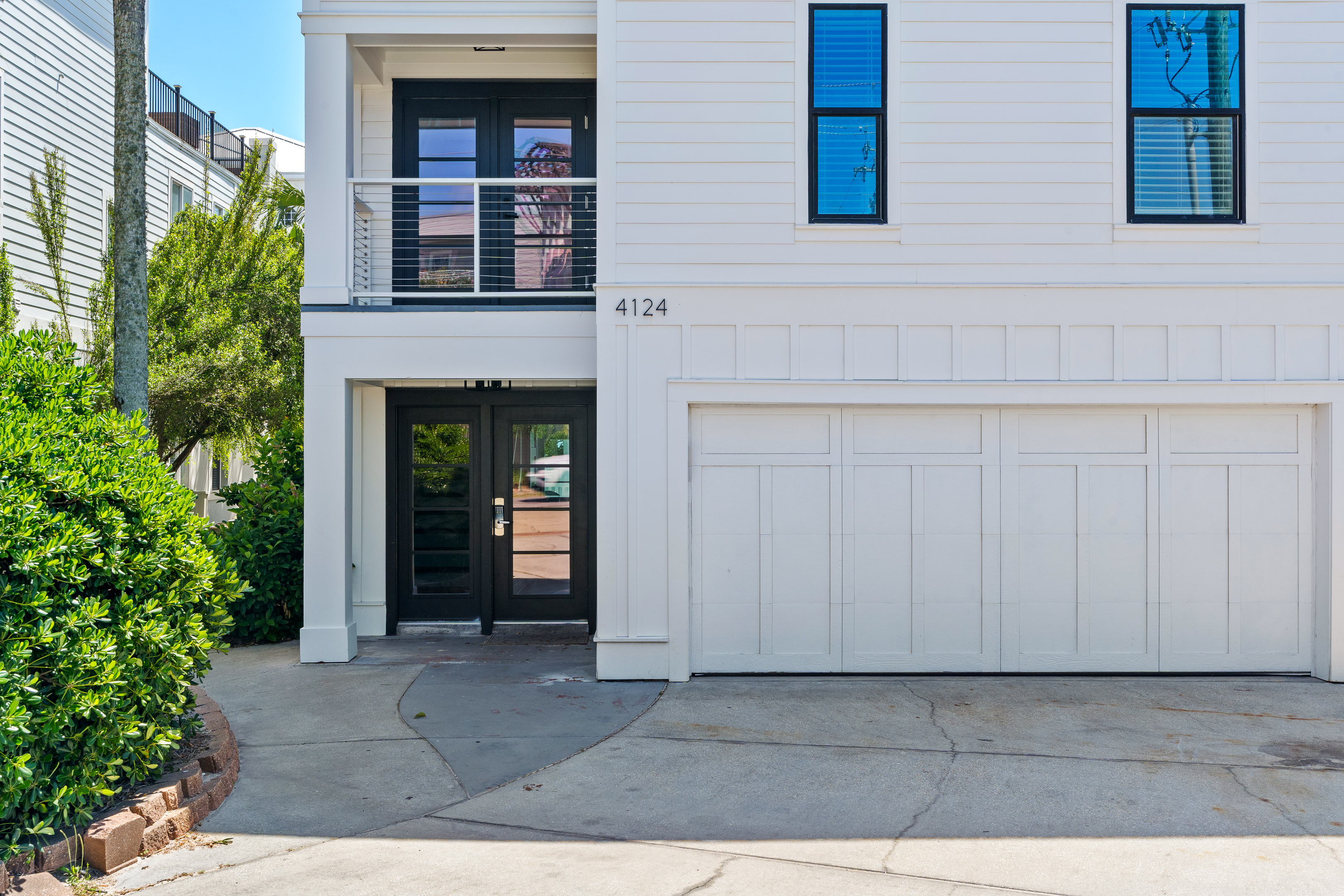 Beach Music | Photo 68