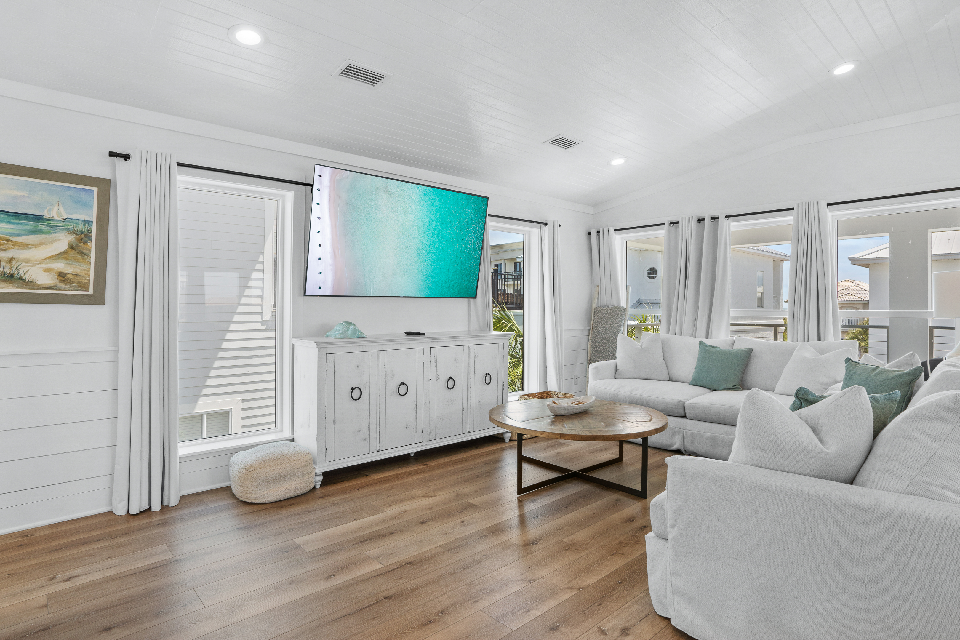 Beach Music | Photo 36