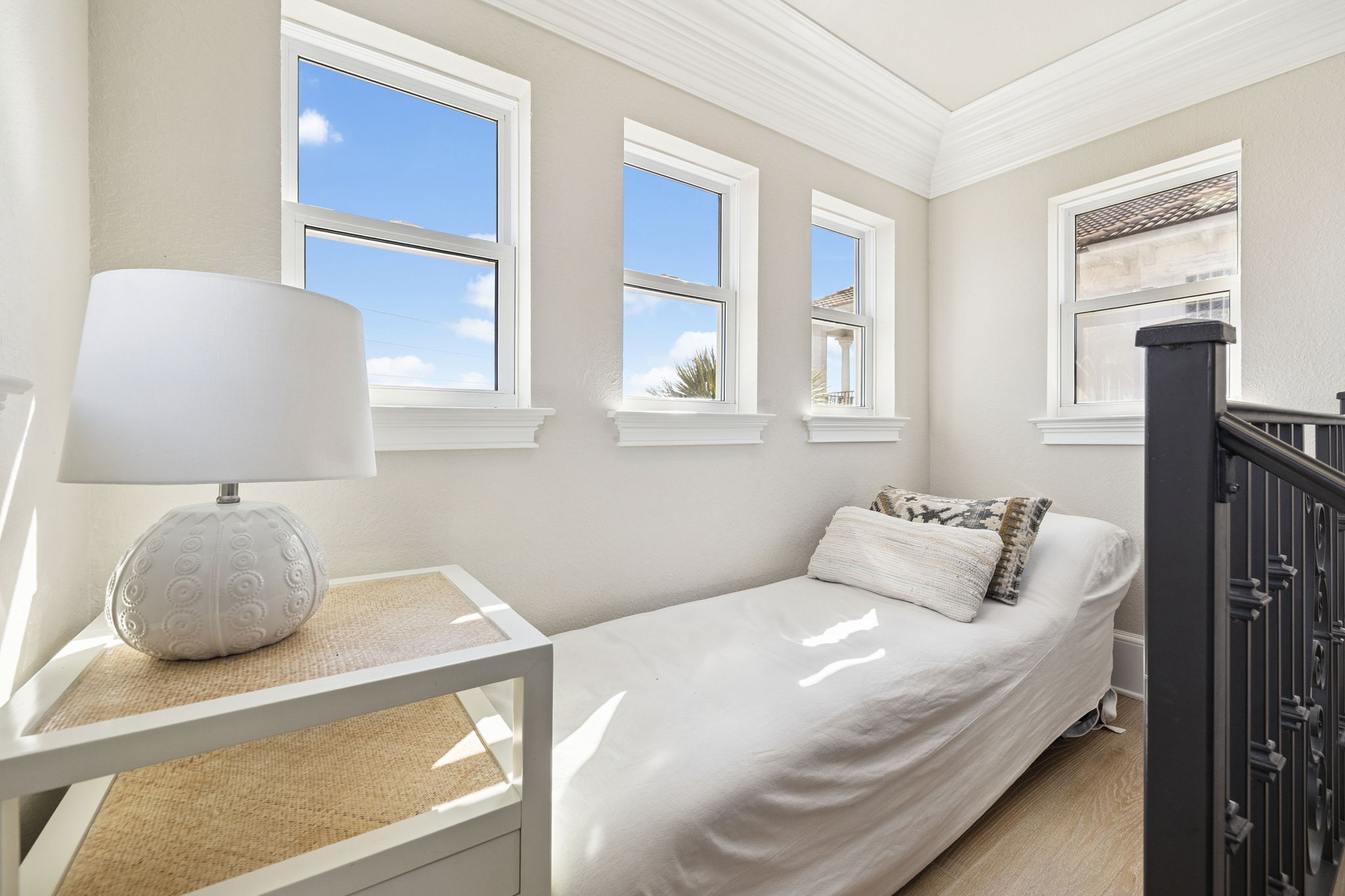 Skinny Love | Photo 7