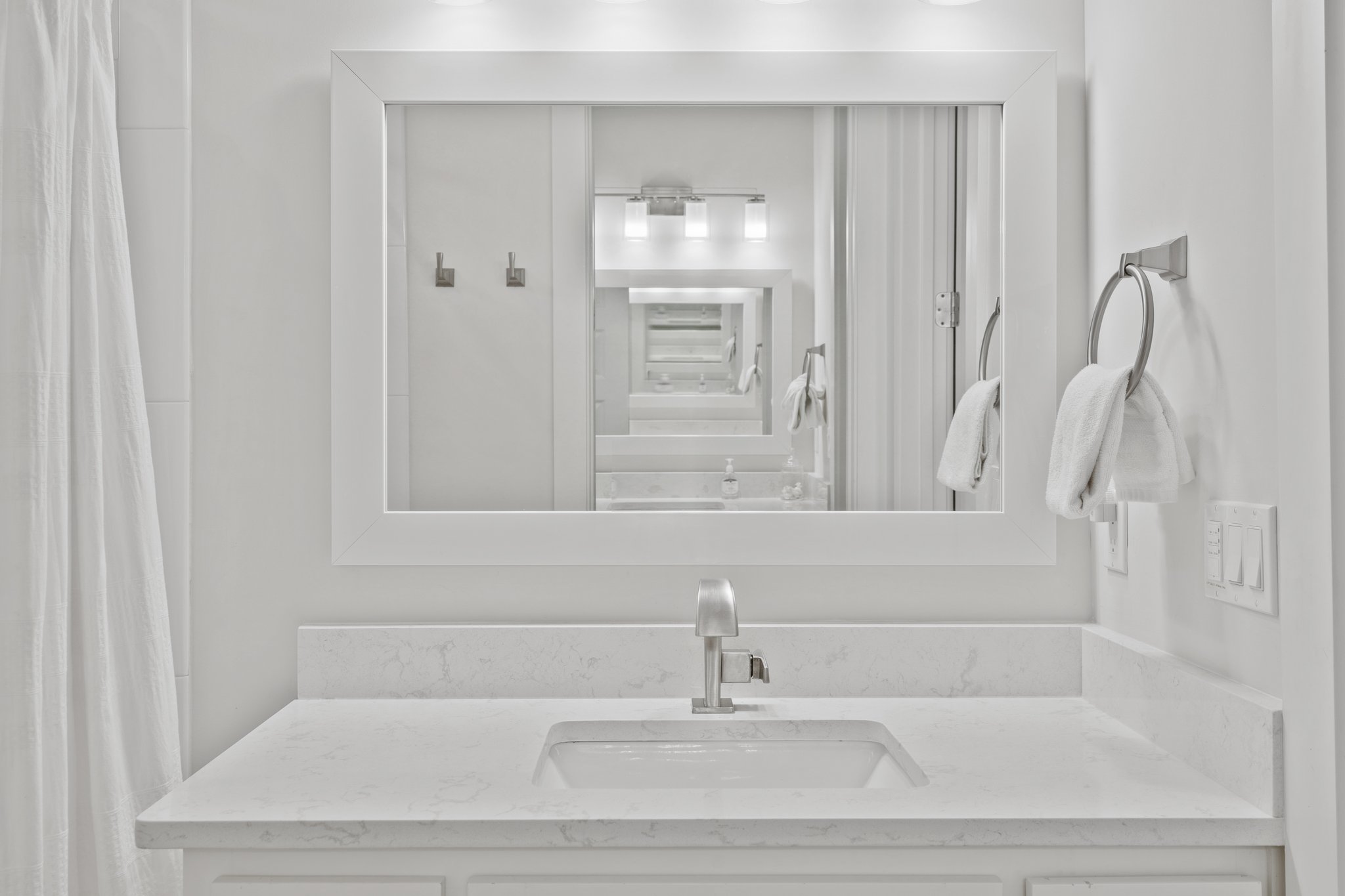 Sun Kissed | Photo 15