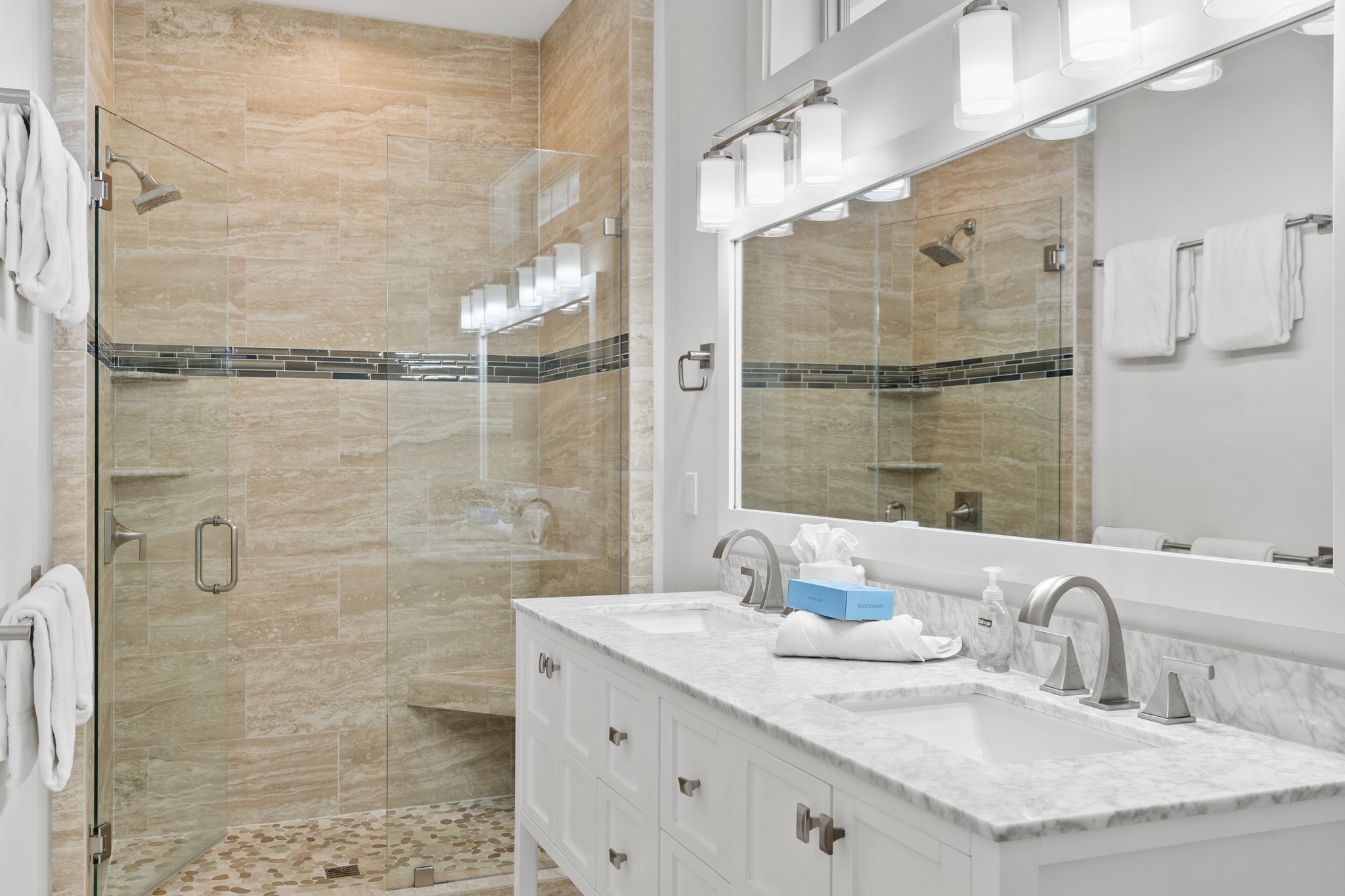 Sun Kissed | Photo 49