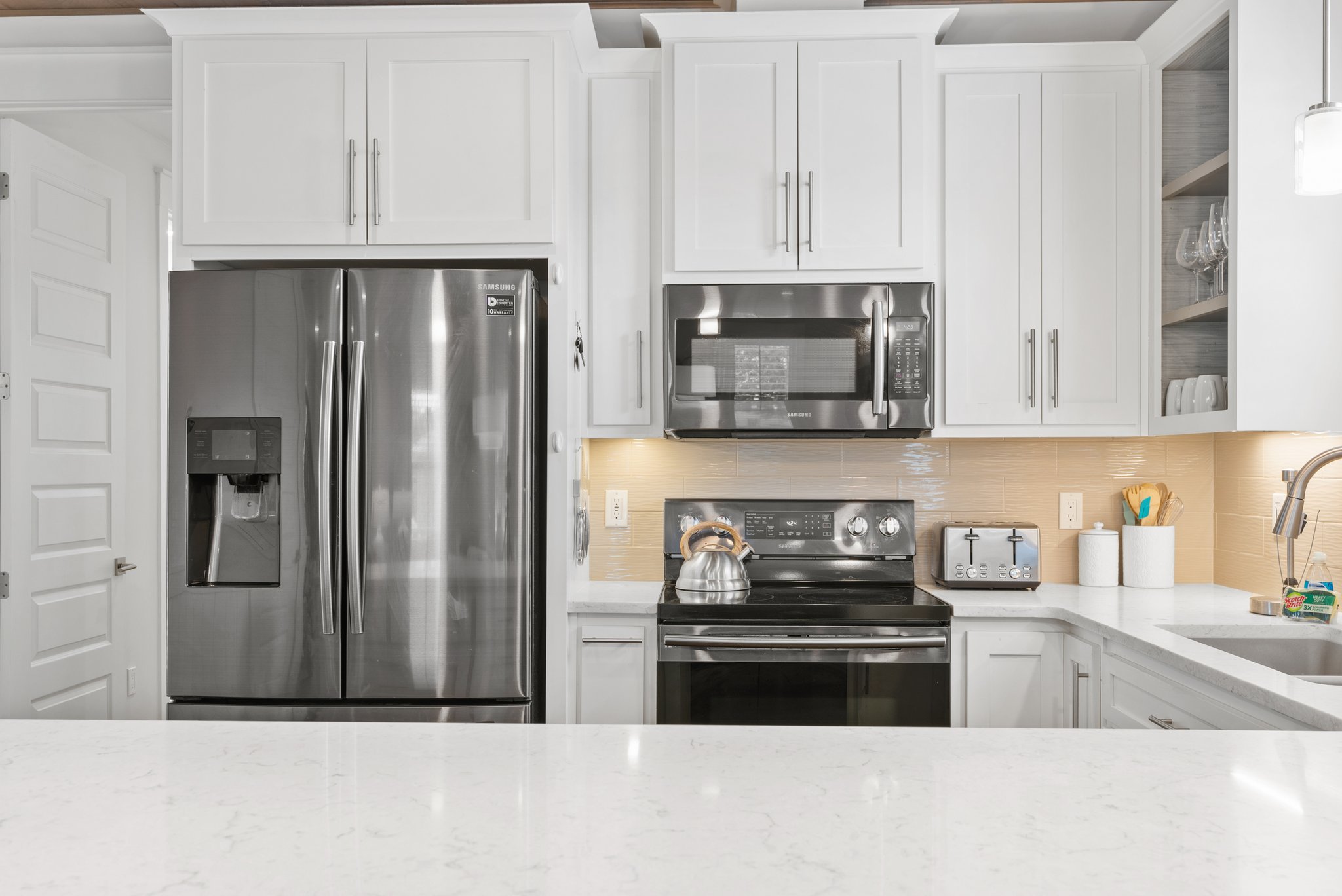 Sun Kissed | Photo 19