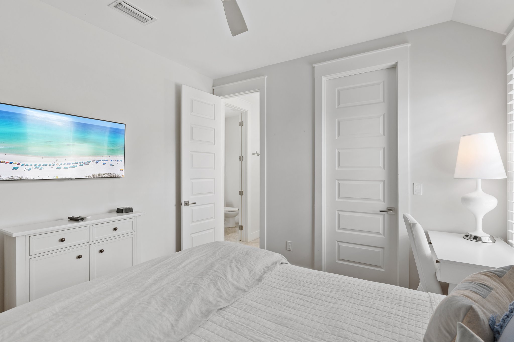 Sun Kissed | Photo 12