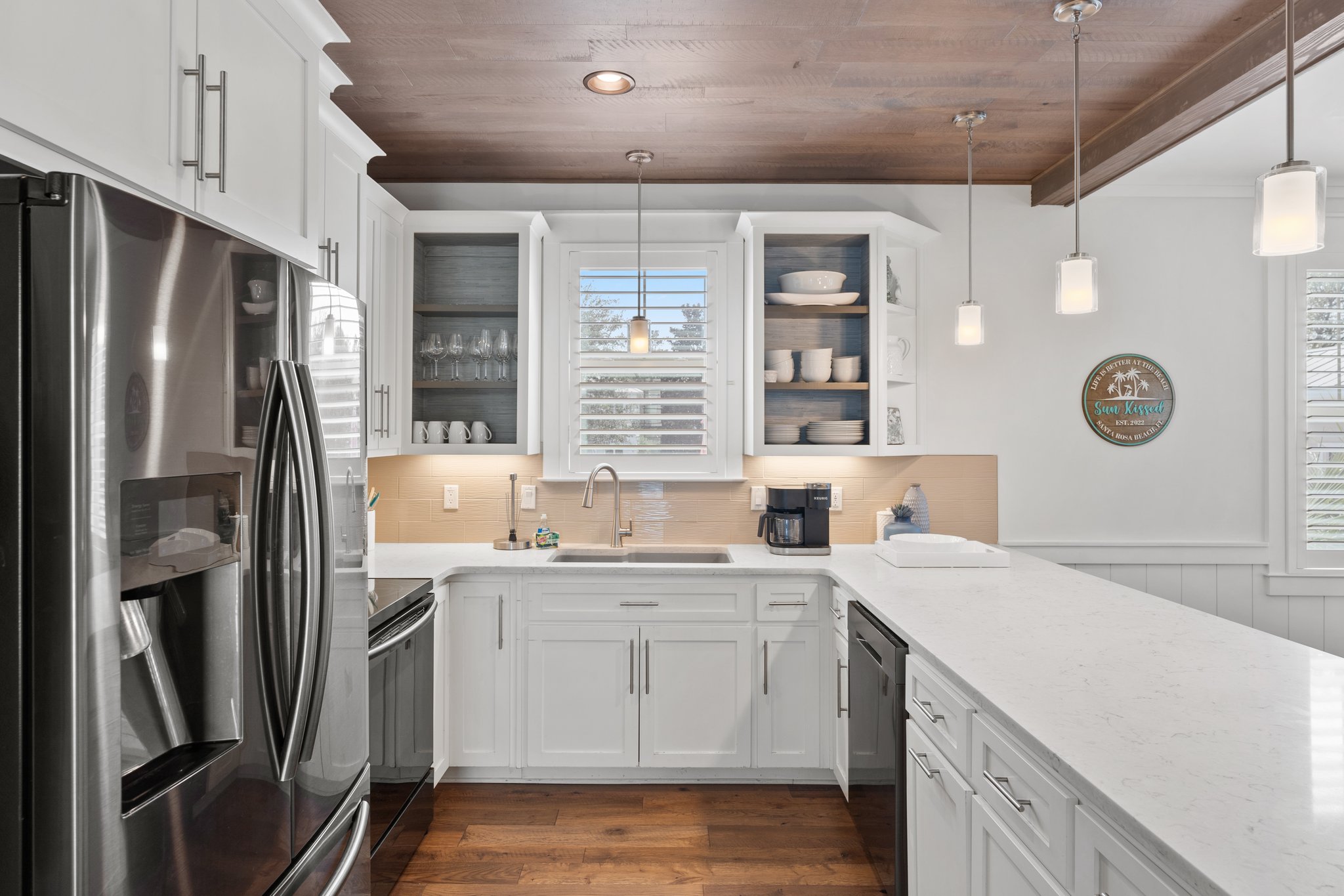 Sun Kissed | Photo 35