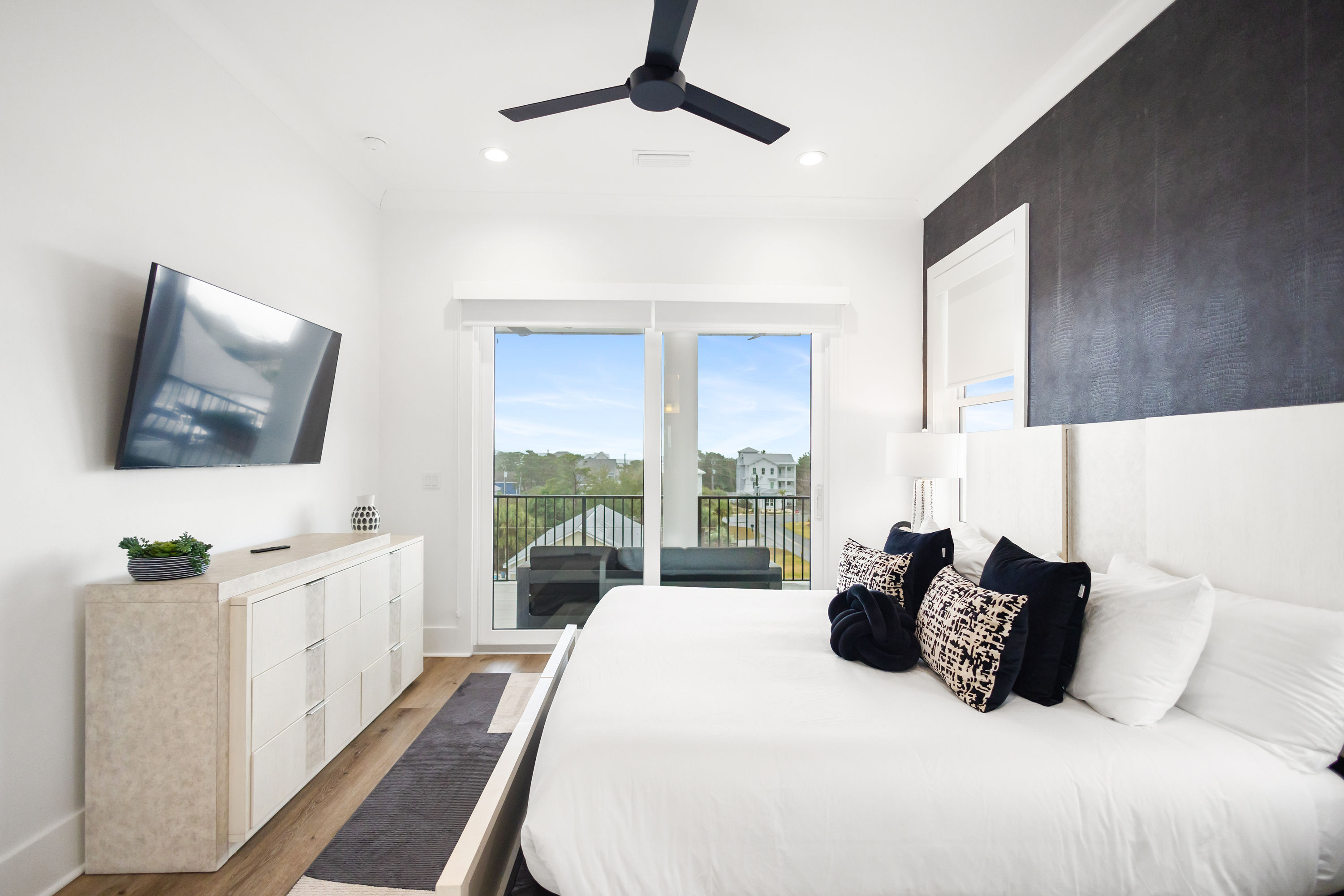 Born 2 Beach | Photo 62