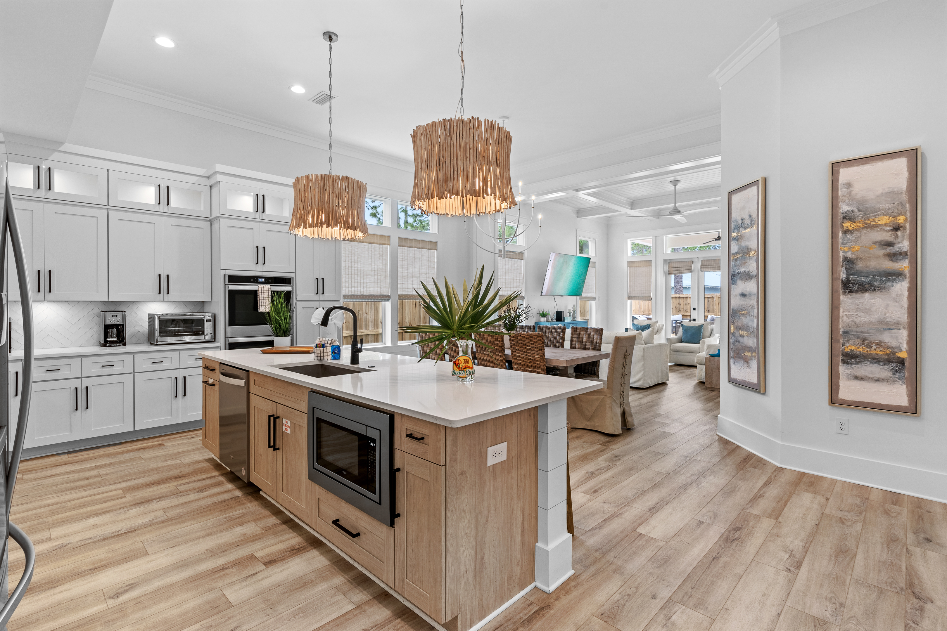 Juan Fine Day | Photo 11