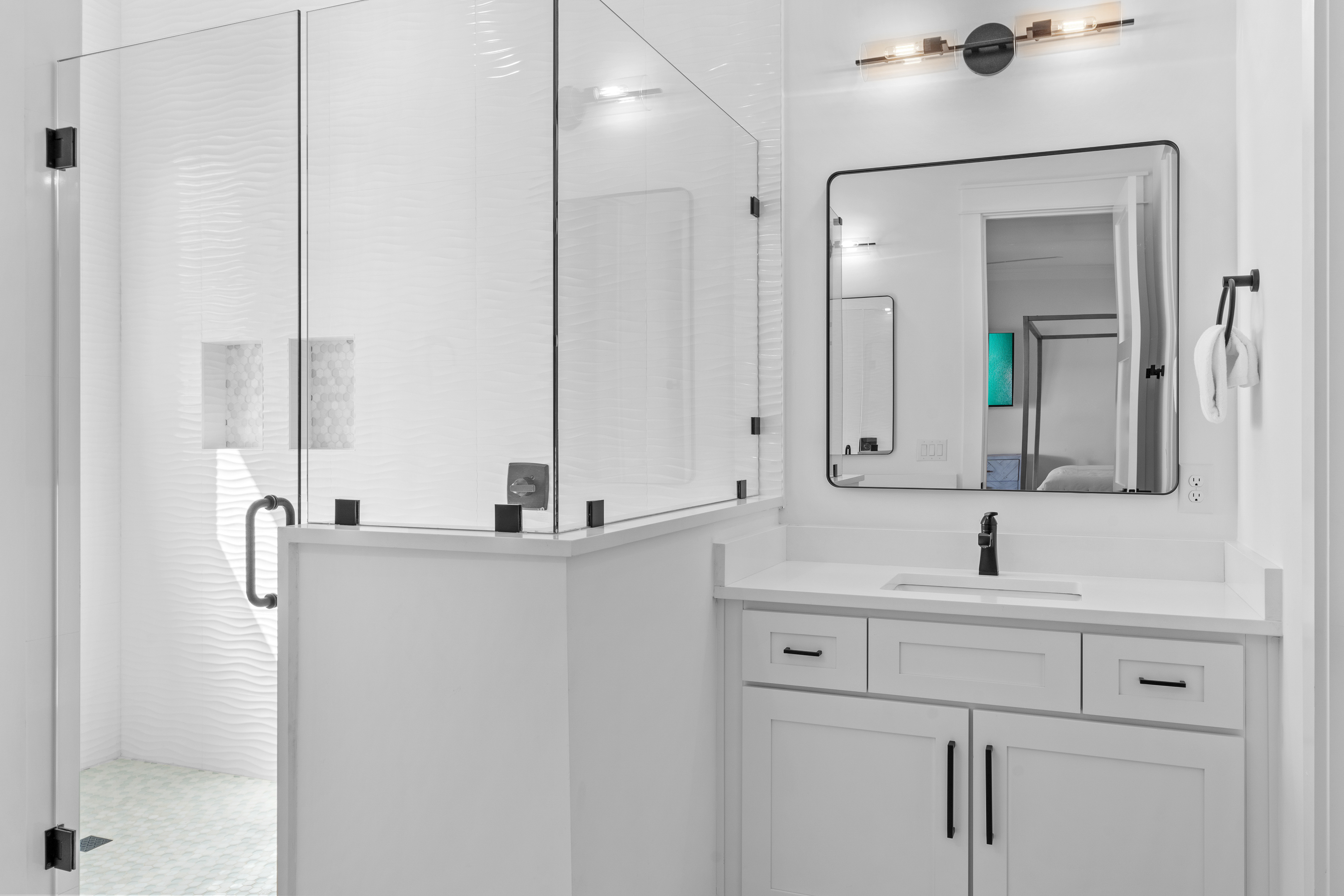 Juan Fine Day | Photo 15