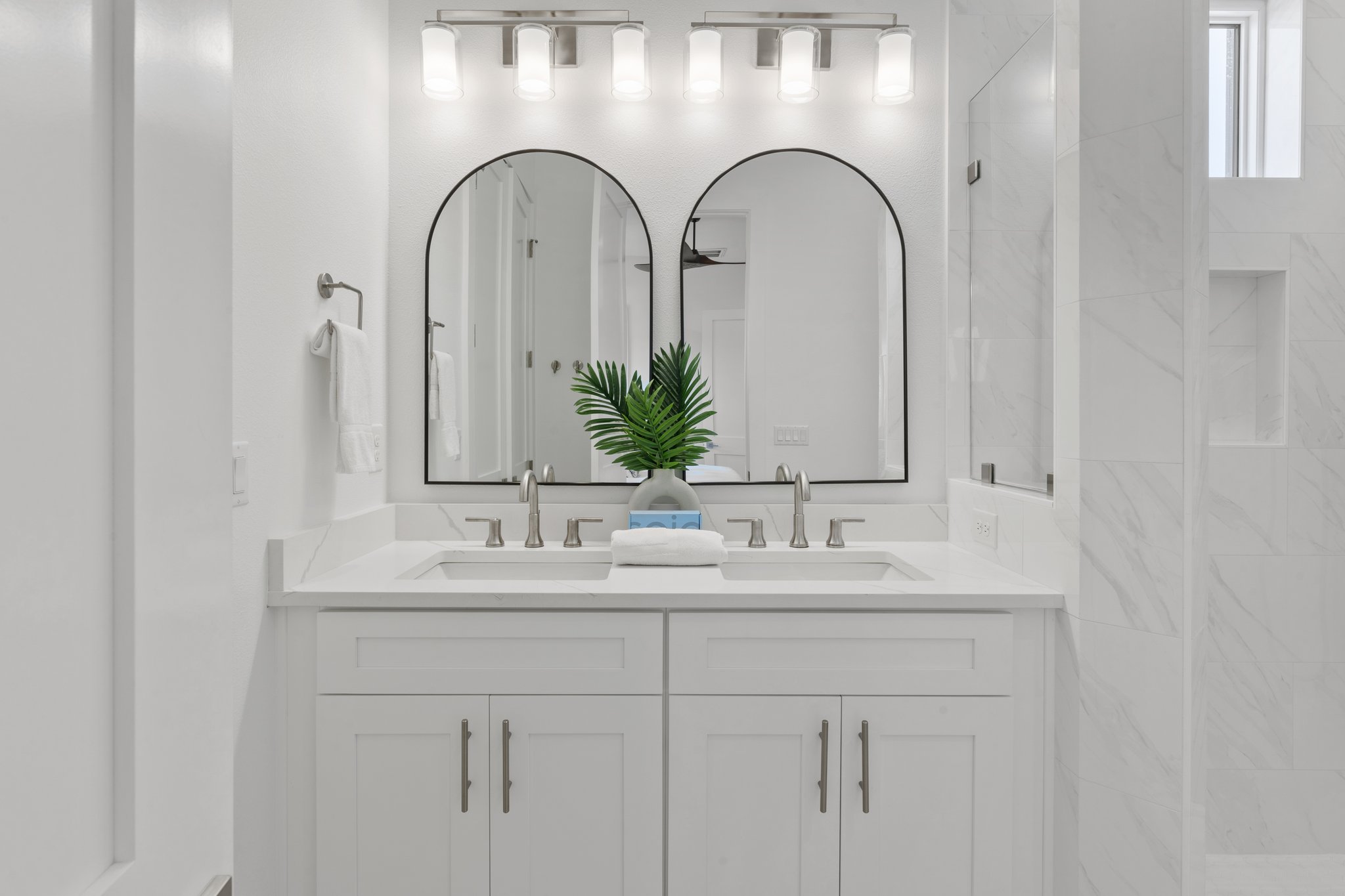 Lone Star Hideaway | Photo 8