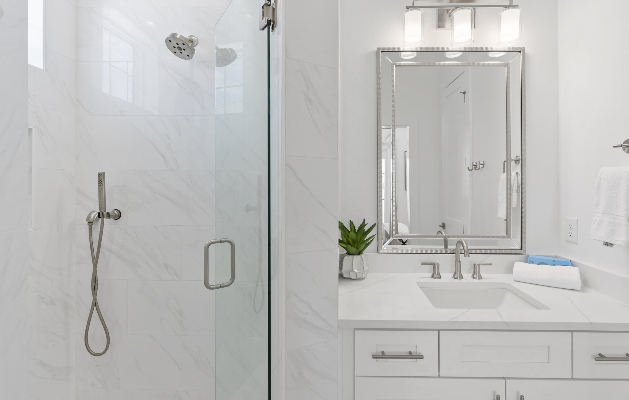 Lone Star Hideaway | Photo 10