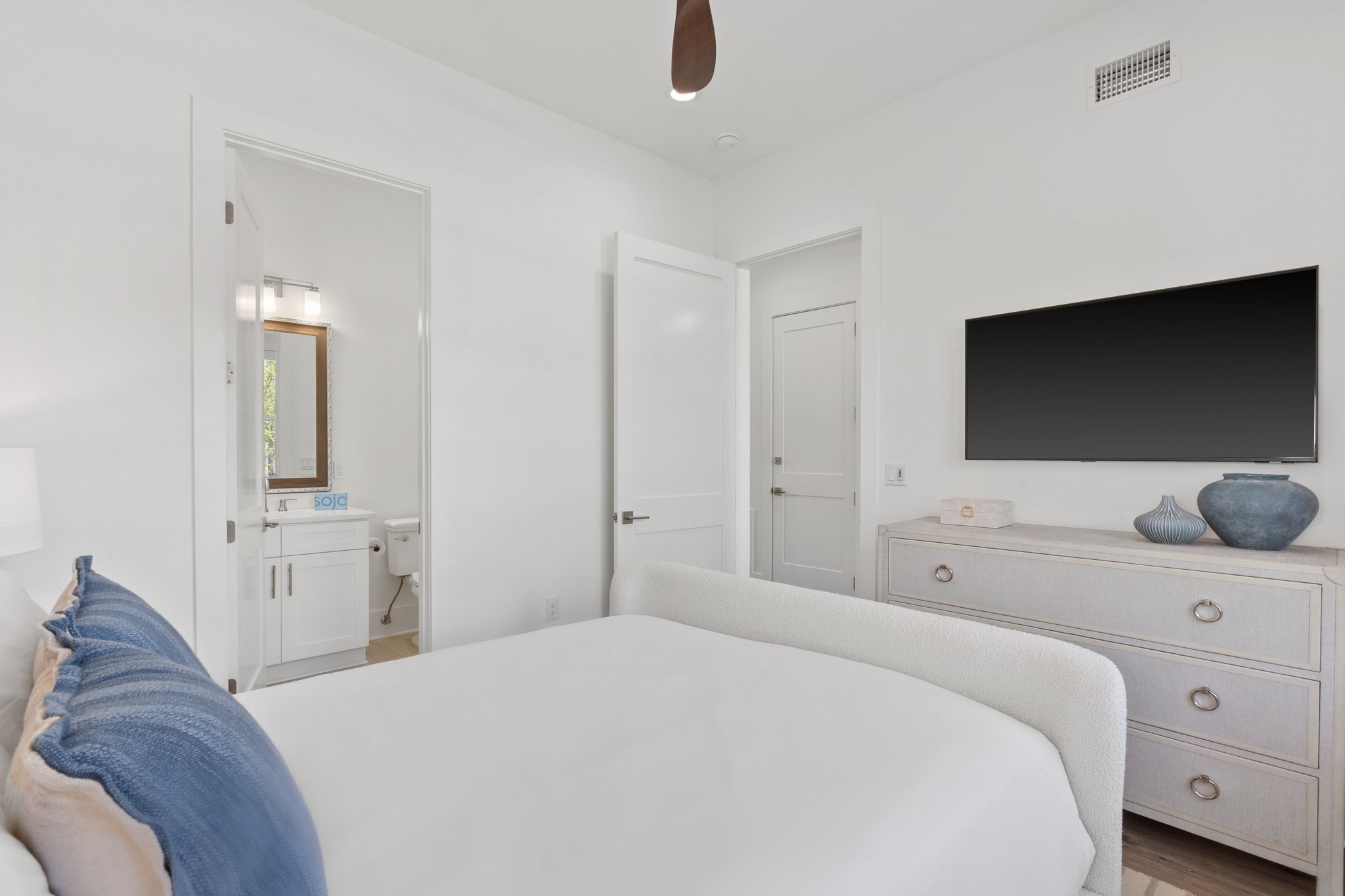 Lone Star Hideaway | Photo 14