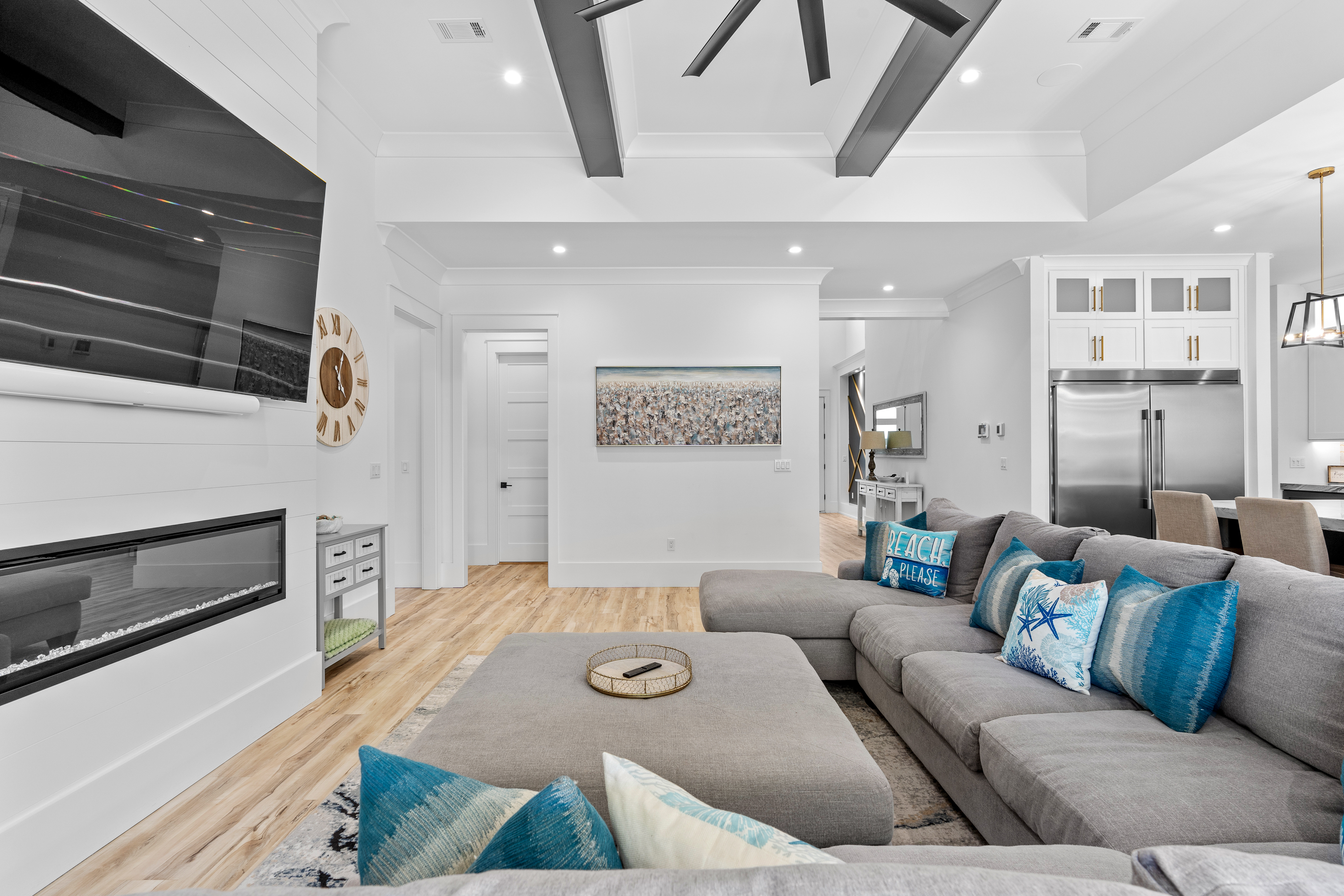 Happy By The Sea | Photo 55