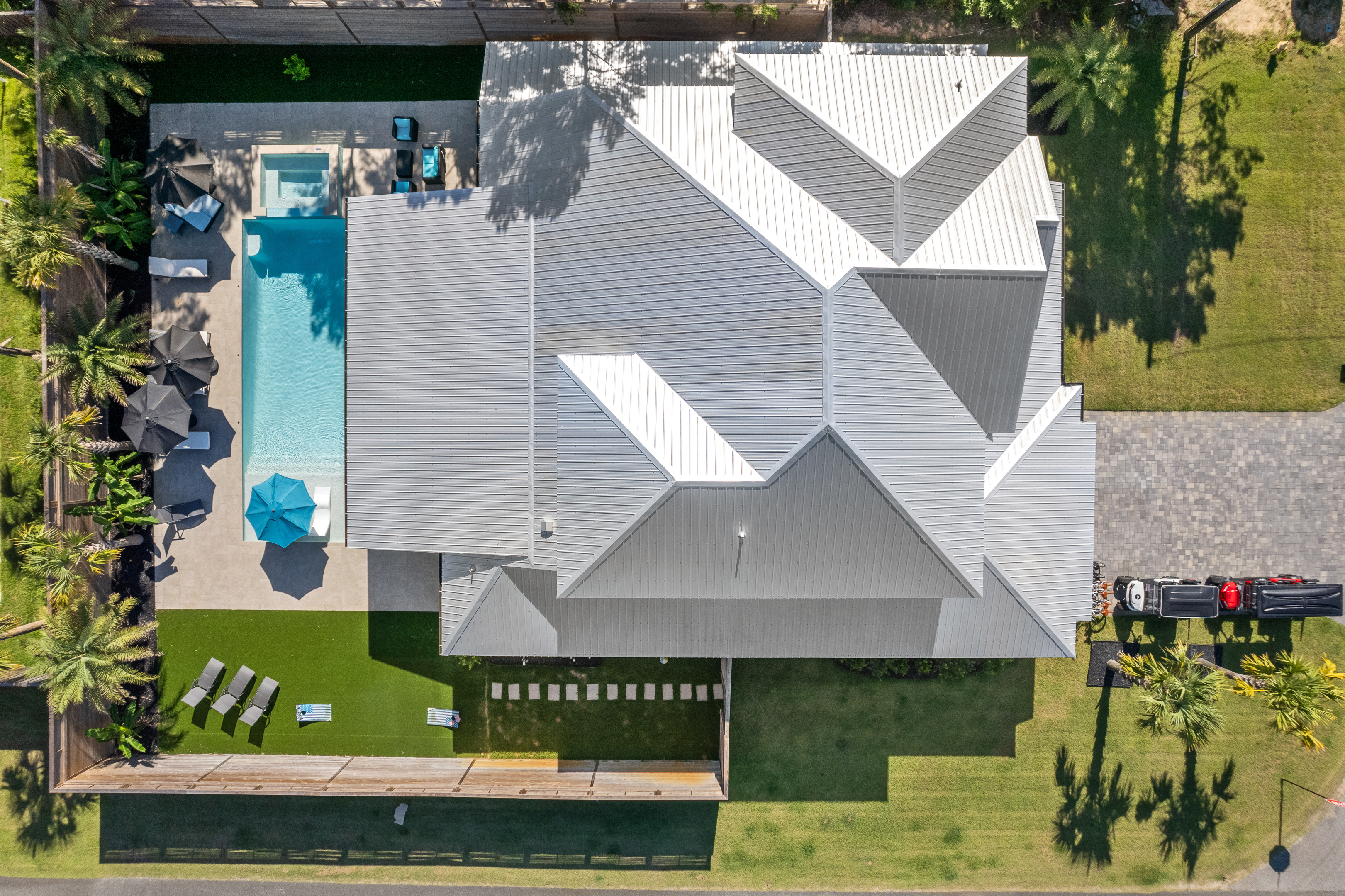 Happy By The Sea | Photo 41