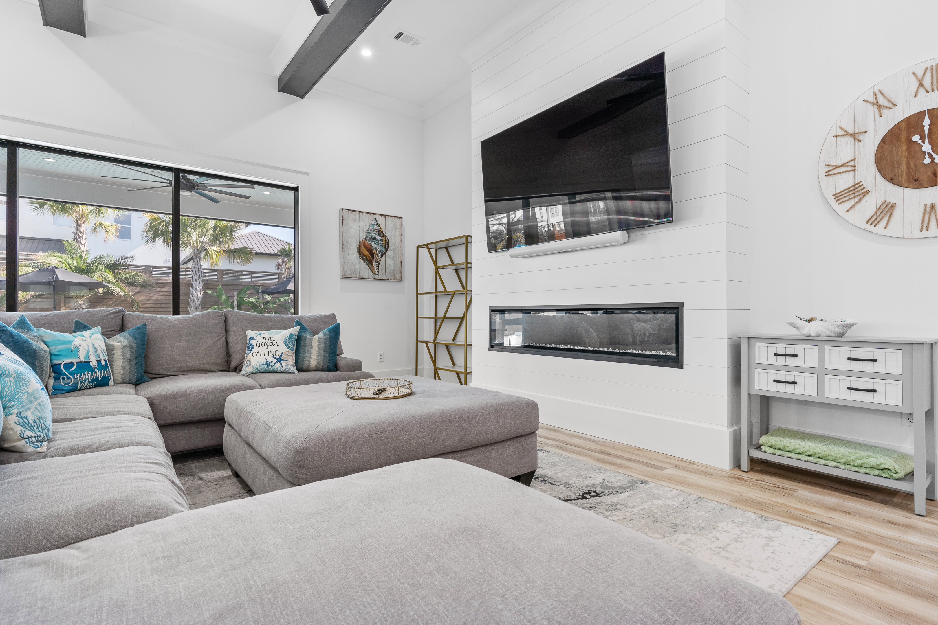 Happy By The Sea | Photo 48