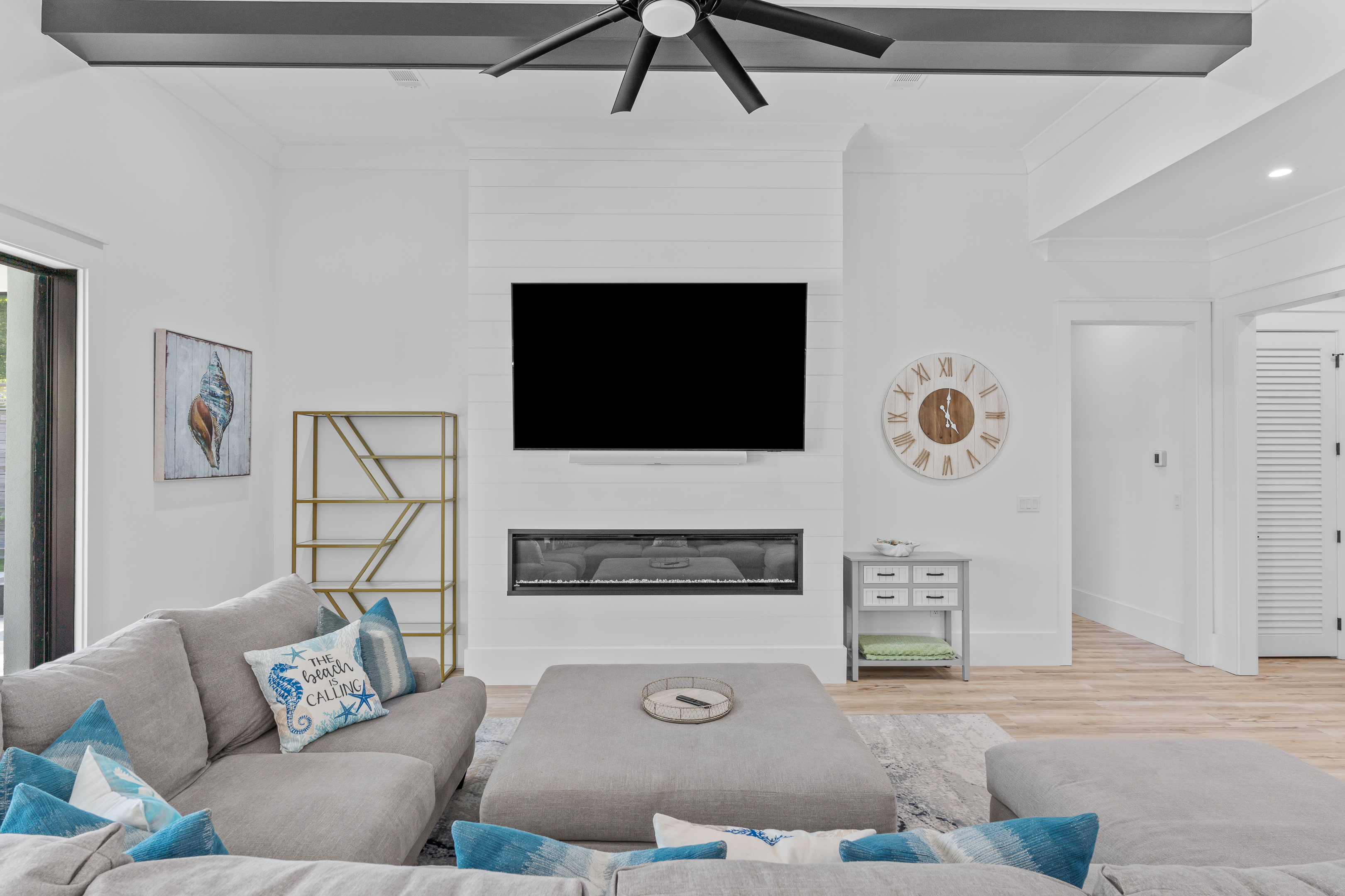 Happy By The Sea | Photo 62