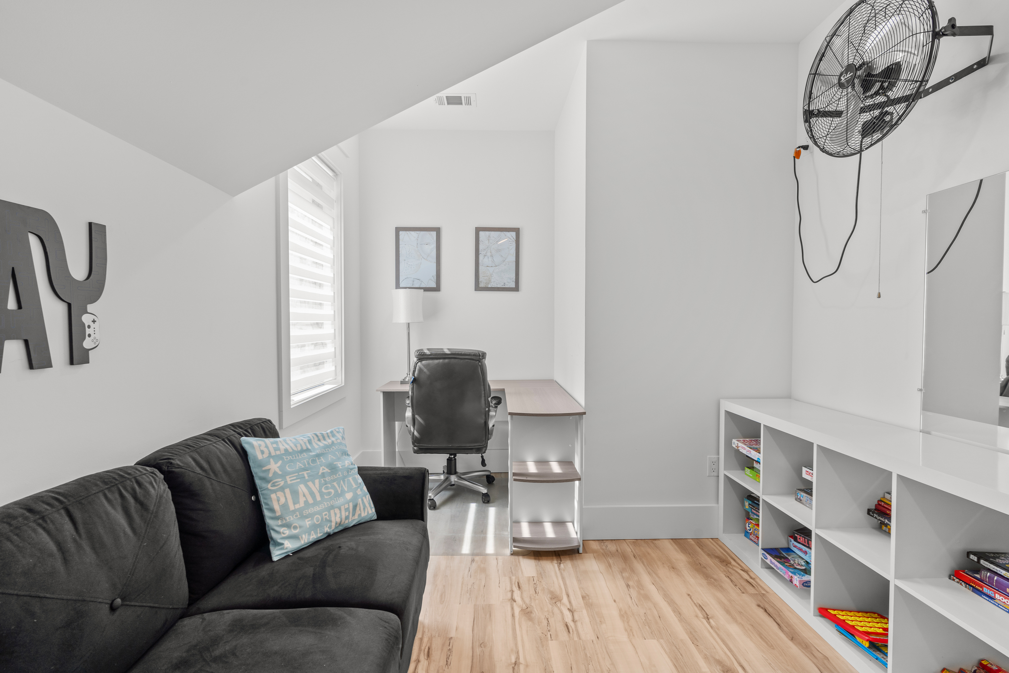 Happy By The Sea | Photo 76