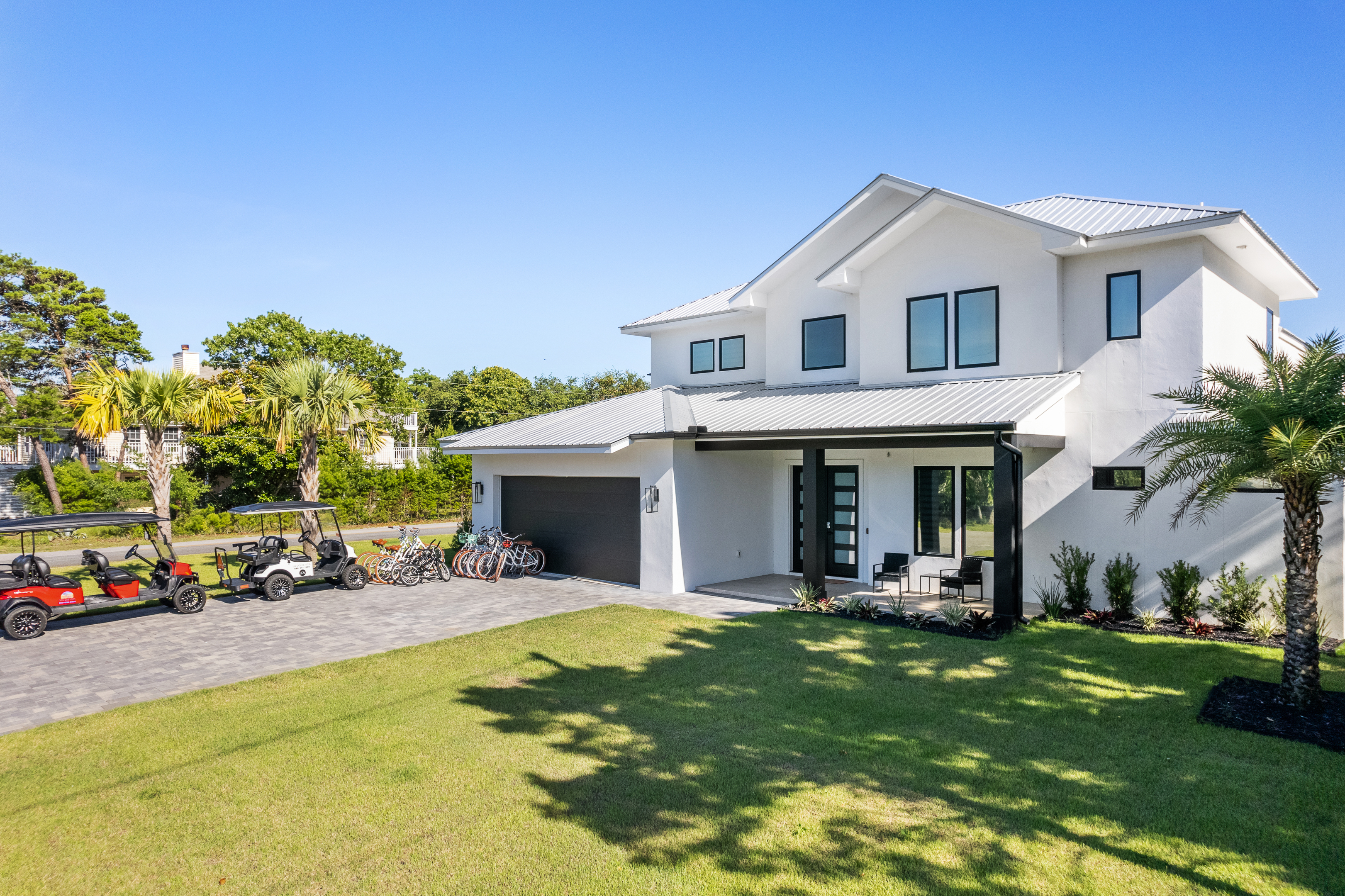 Happy By The Sea | Photo 39