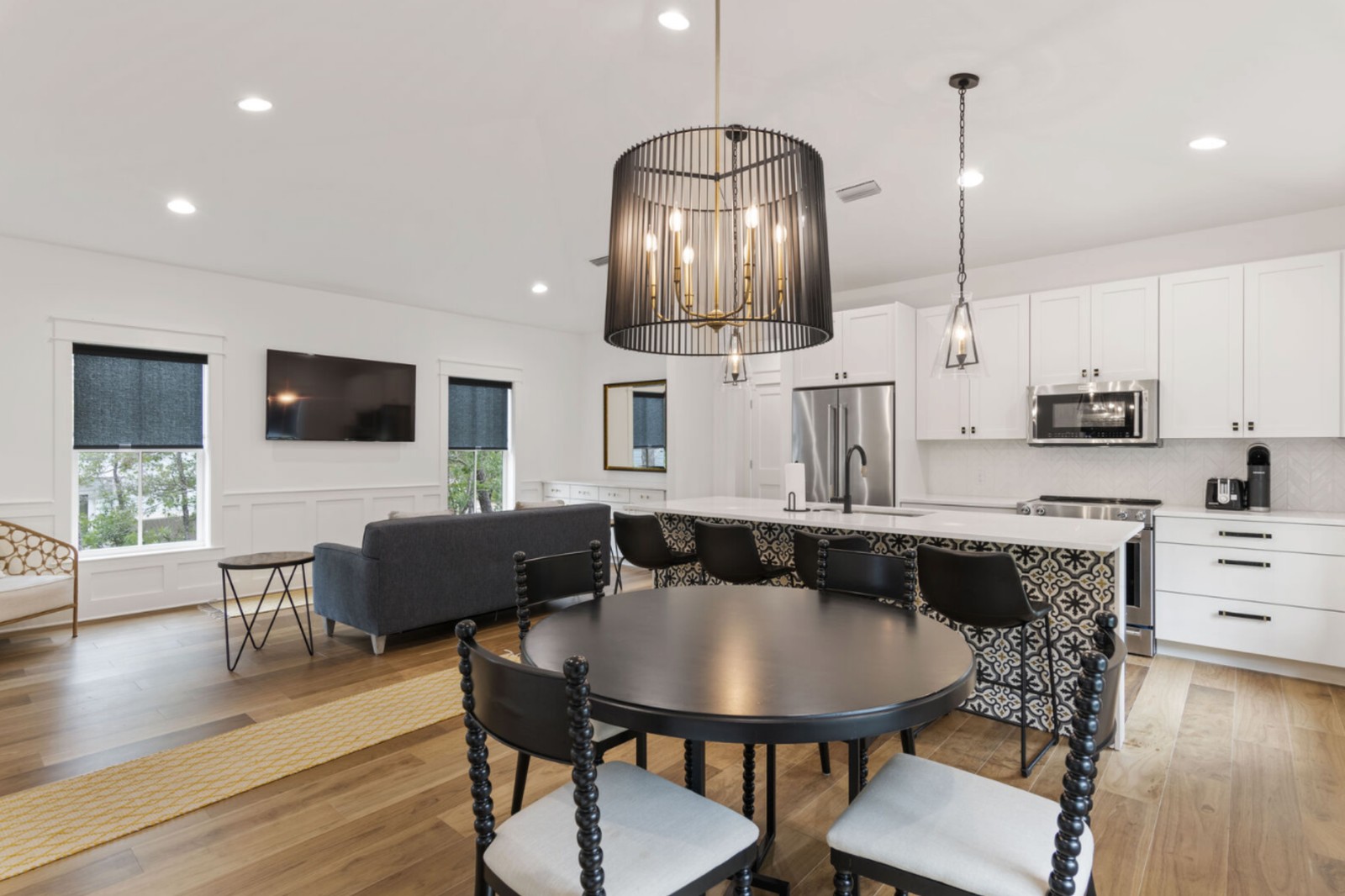 30A Caspian Blue Carriage | Photo 3