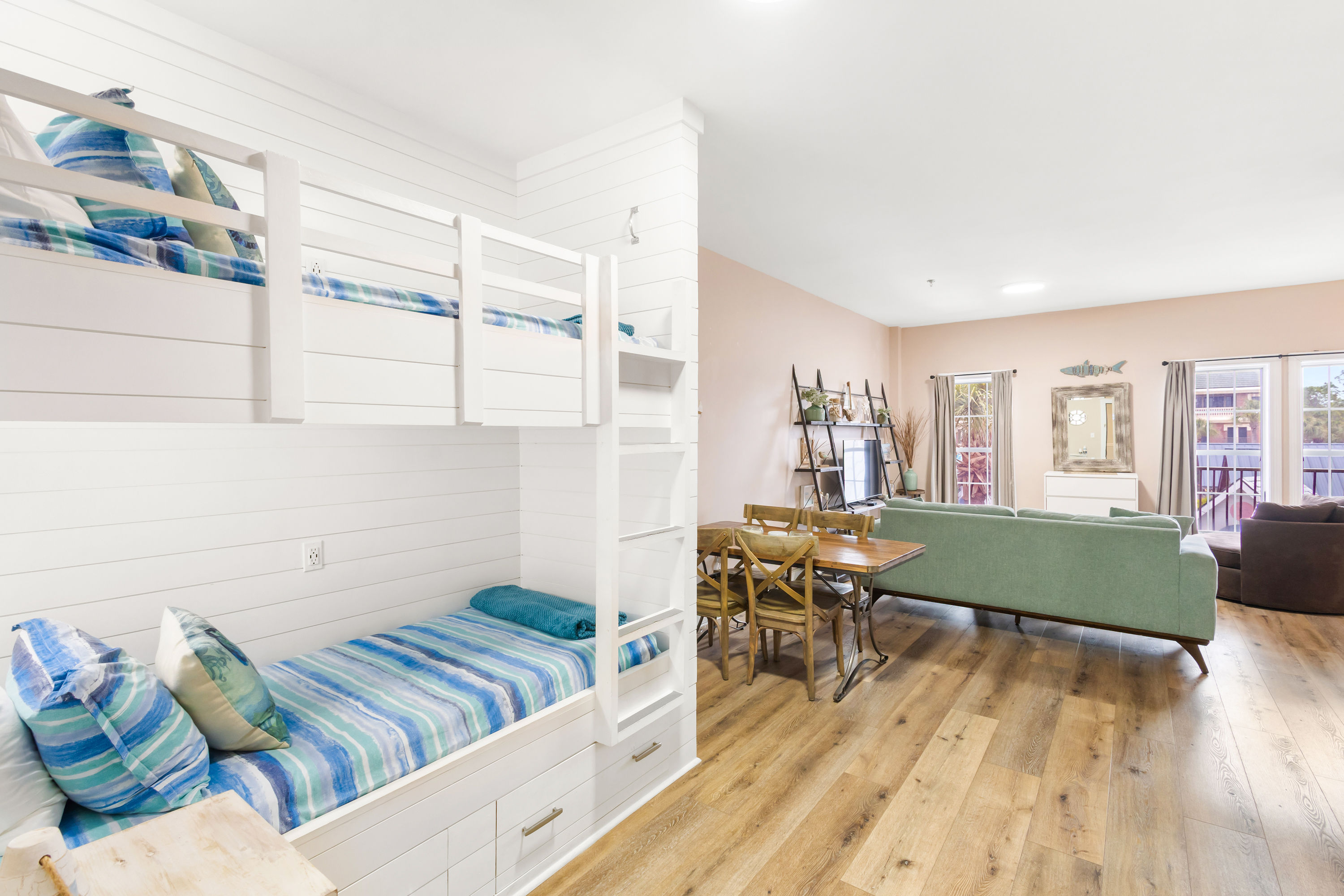 Dont Worry Beach Happy | Photo 18