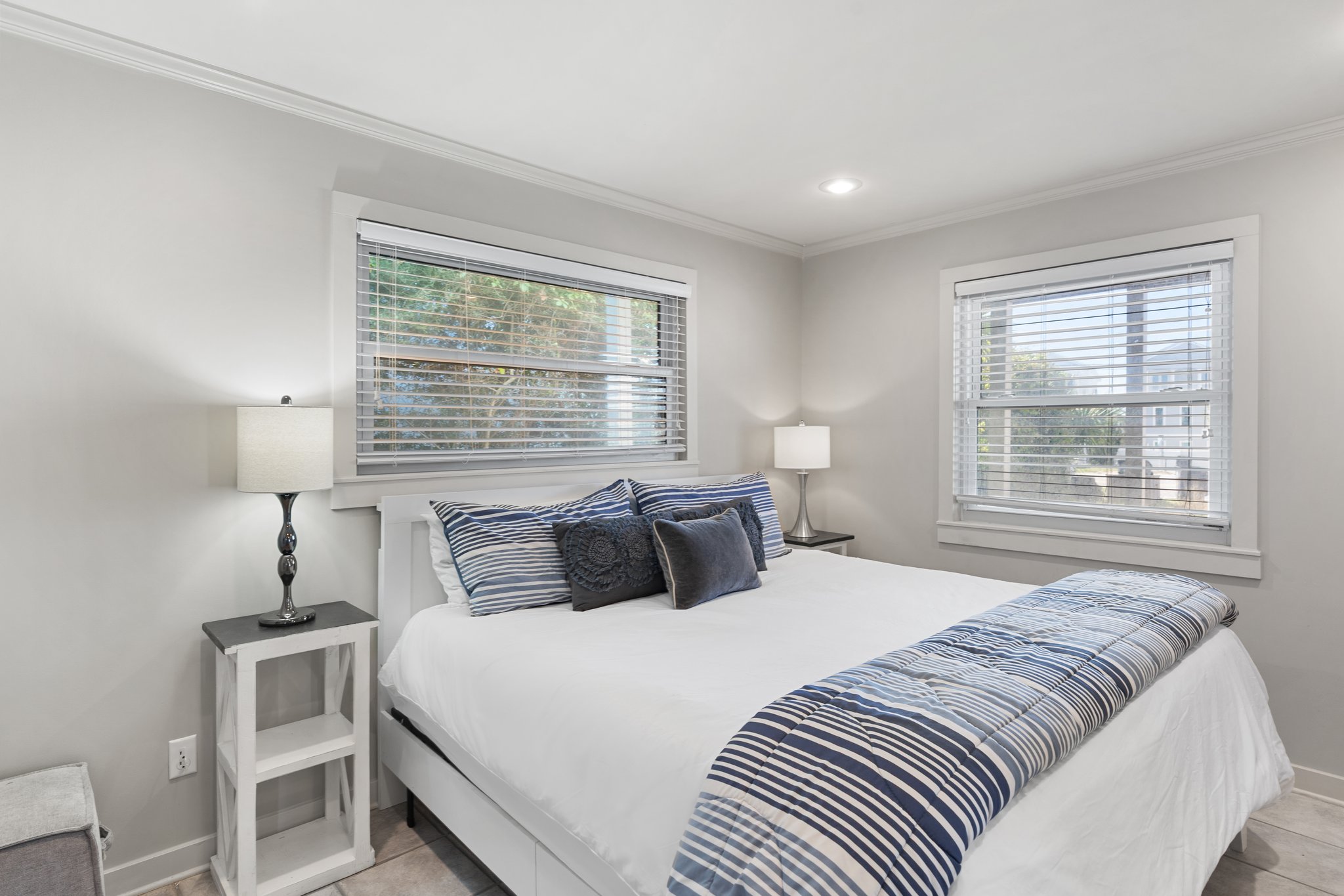 Bungalow House | Photo 7