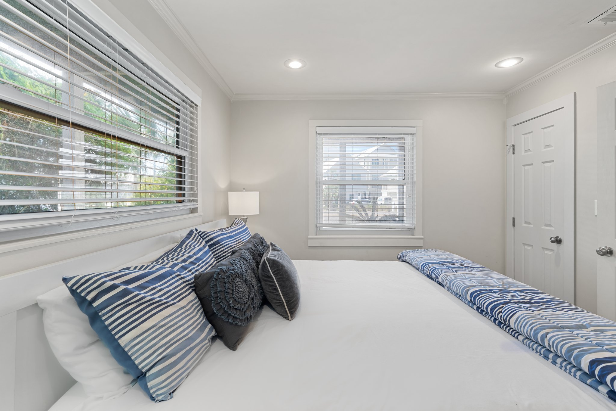 Bungalow House | Photo 8