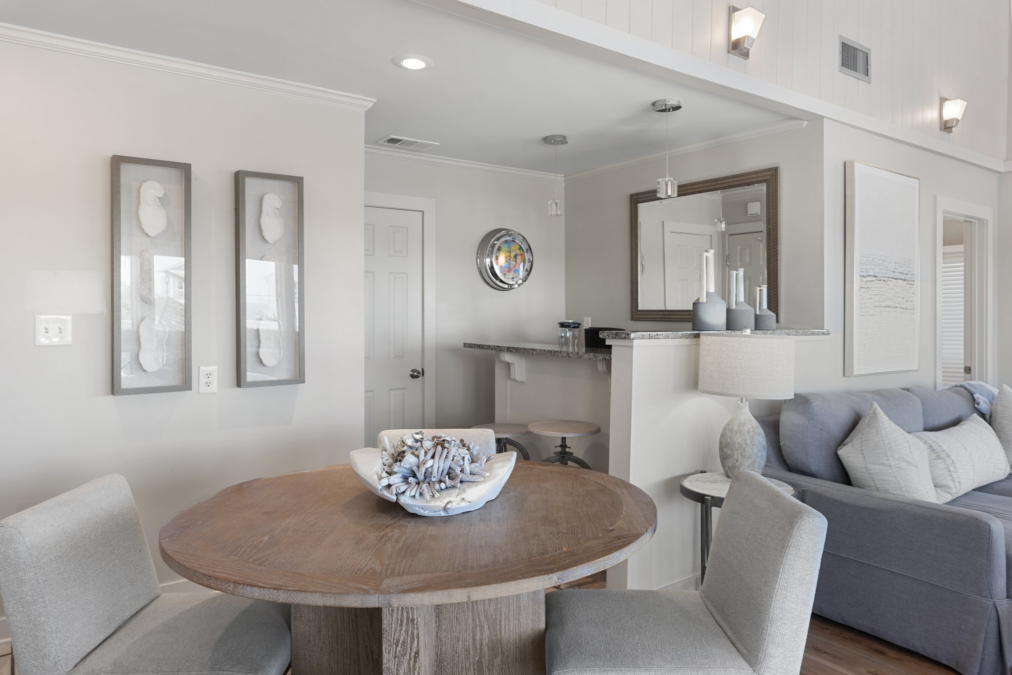 Bungalow House | Photo 12