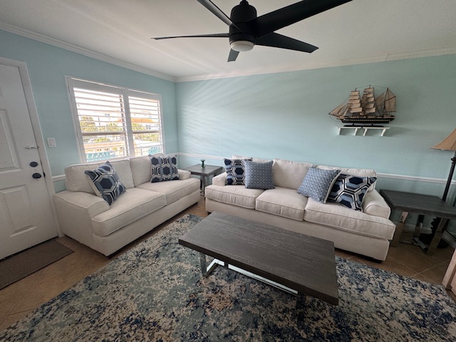 Caspian Tide | Photo 6