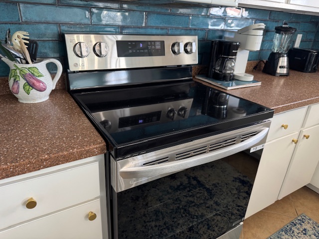 Caspian Tide | Photo 18