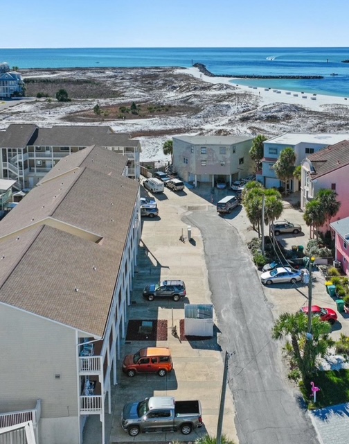 Caspian Tide | Photo 32